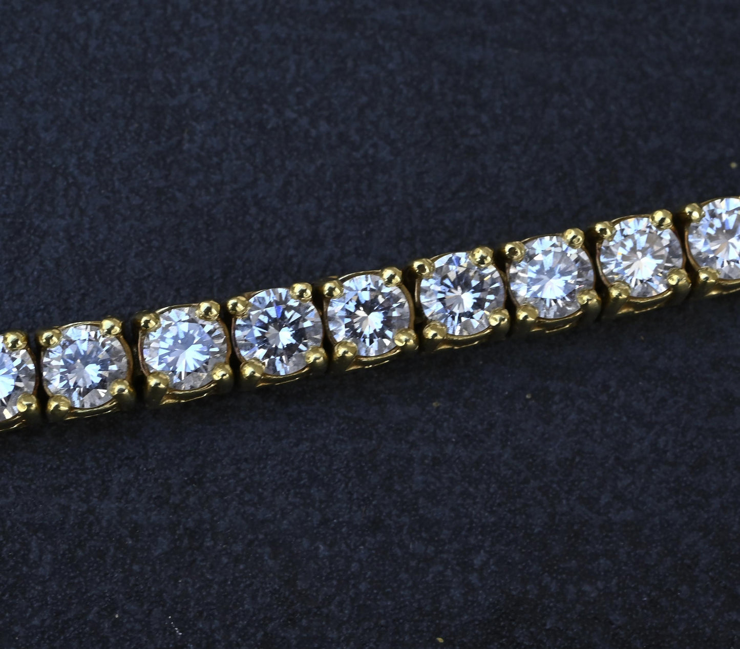 Black, Starr & Frost 8.80ctw Diamond Tennis Bracelet in 18K Yellow Gold