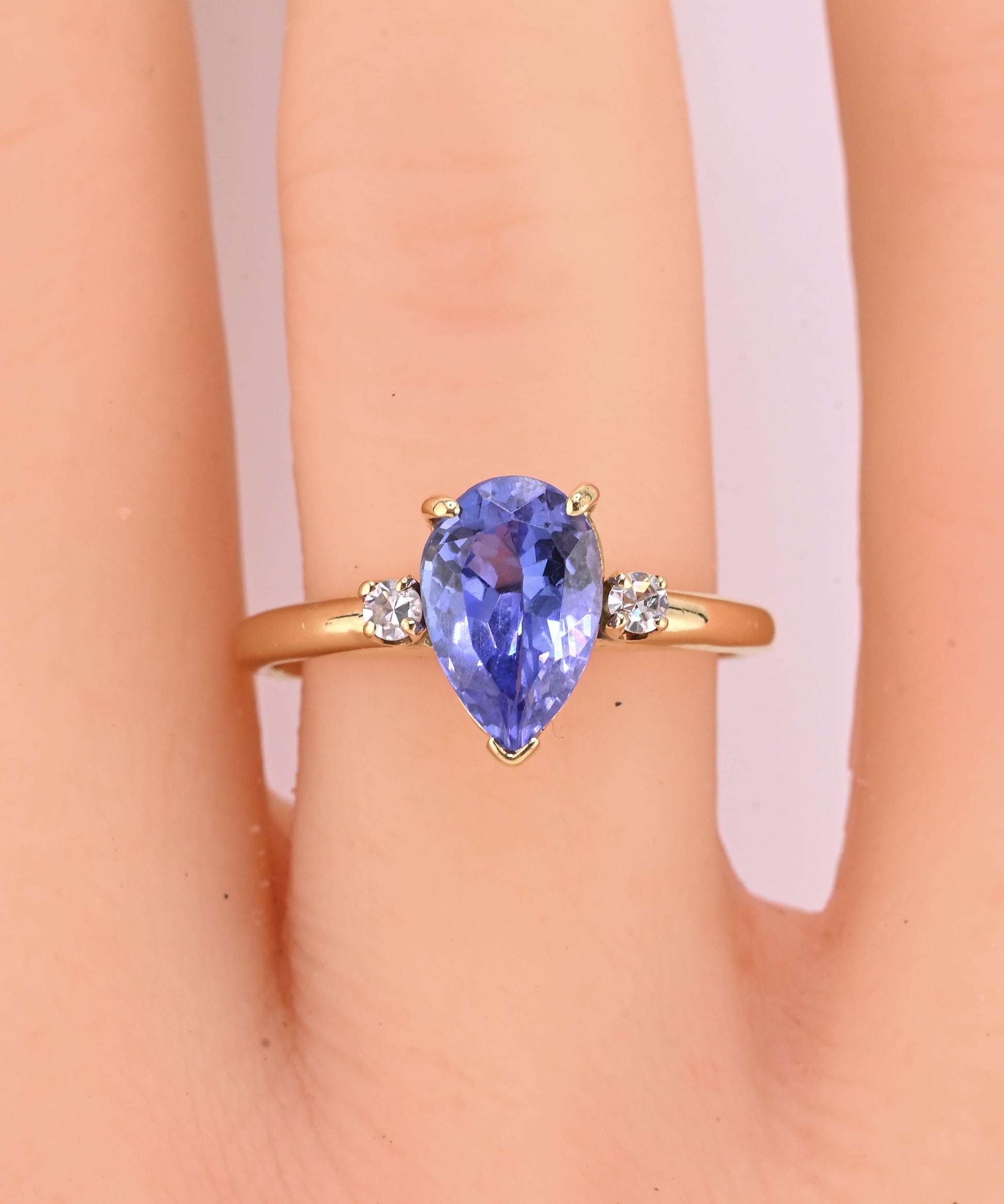 IGI Certified 1.60ct Natural Tanzanite & Diamond 14K Yellow Gold Ring | Size 7.5