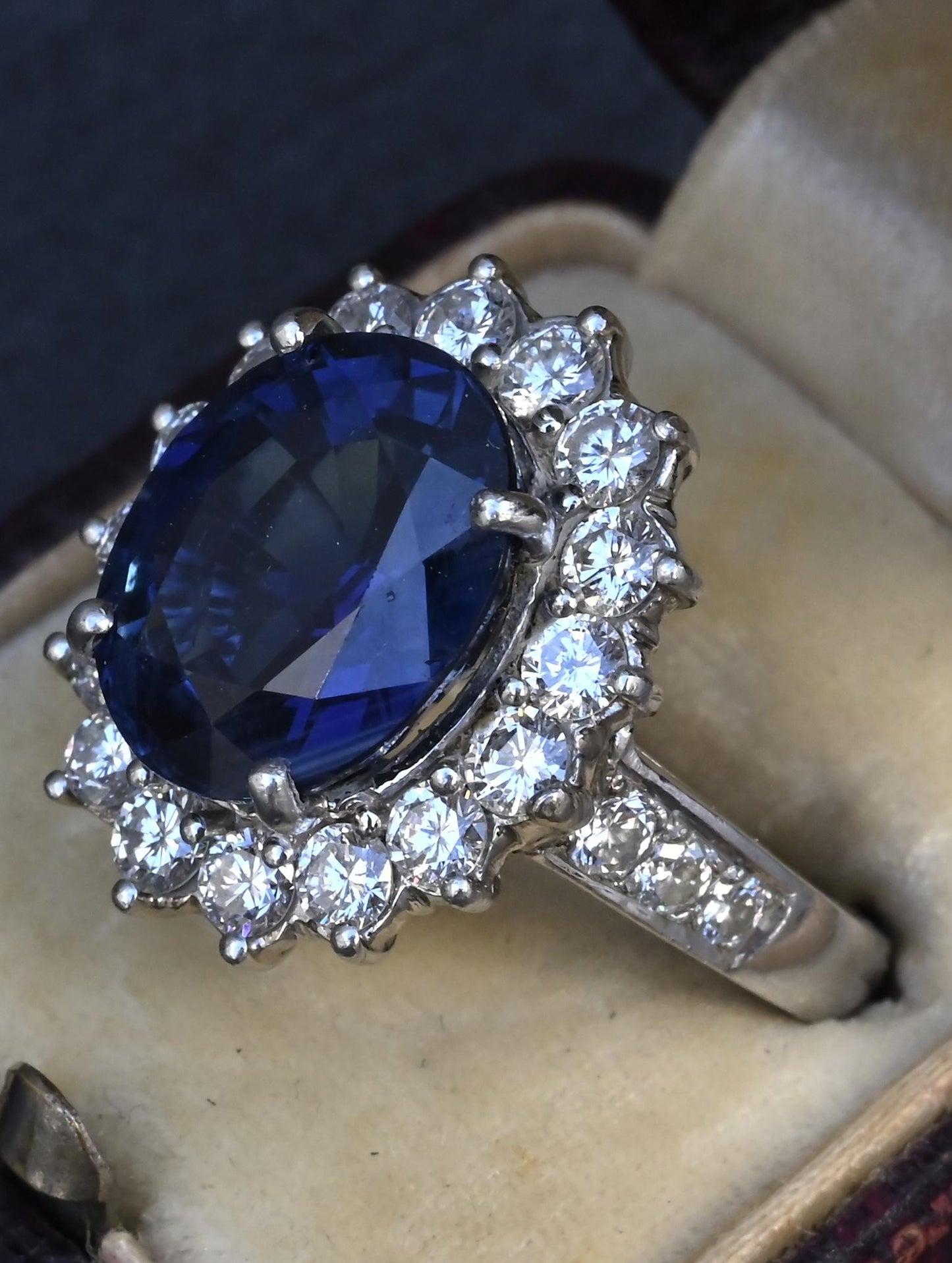 Exceptional 7.12 Carat NO HEAT GIA Certified Vivid Blue Sapphire & Diamond Ring