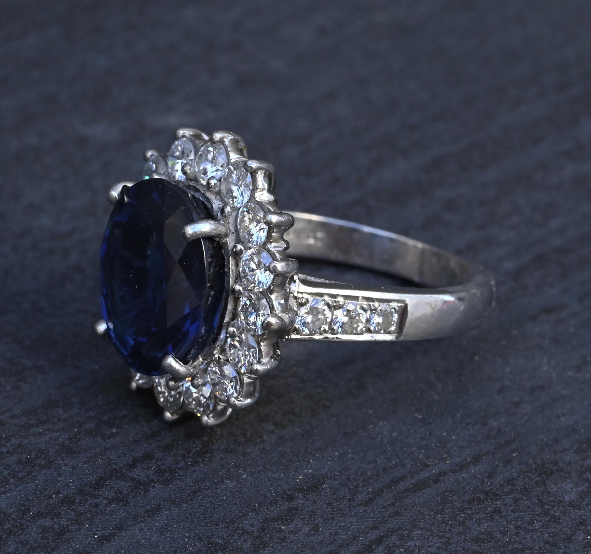 Exceptional 7.12 Carat NO HEAT GIA Certified Vivid Blue Sapphire & Diamond Ring