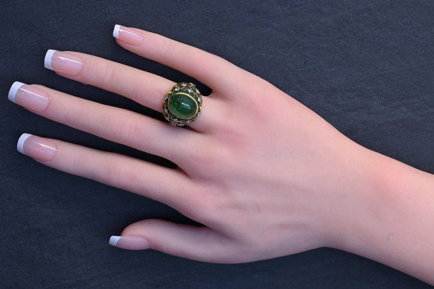Exquisite 7.12ct Emerald & Diamond Cabochon Ring GIA Certified 18K Yellow Gold