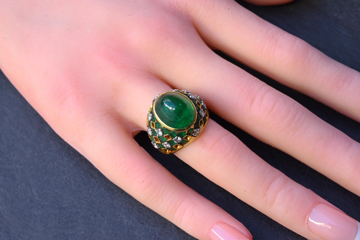 Exquisite 7.12ct Emerald & Diamond Cabochon Ring GIA Certified 18K Yellow Gold