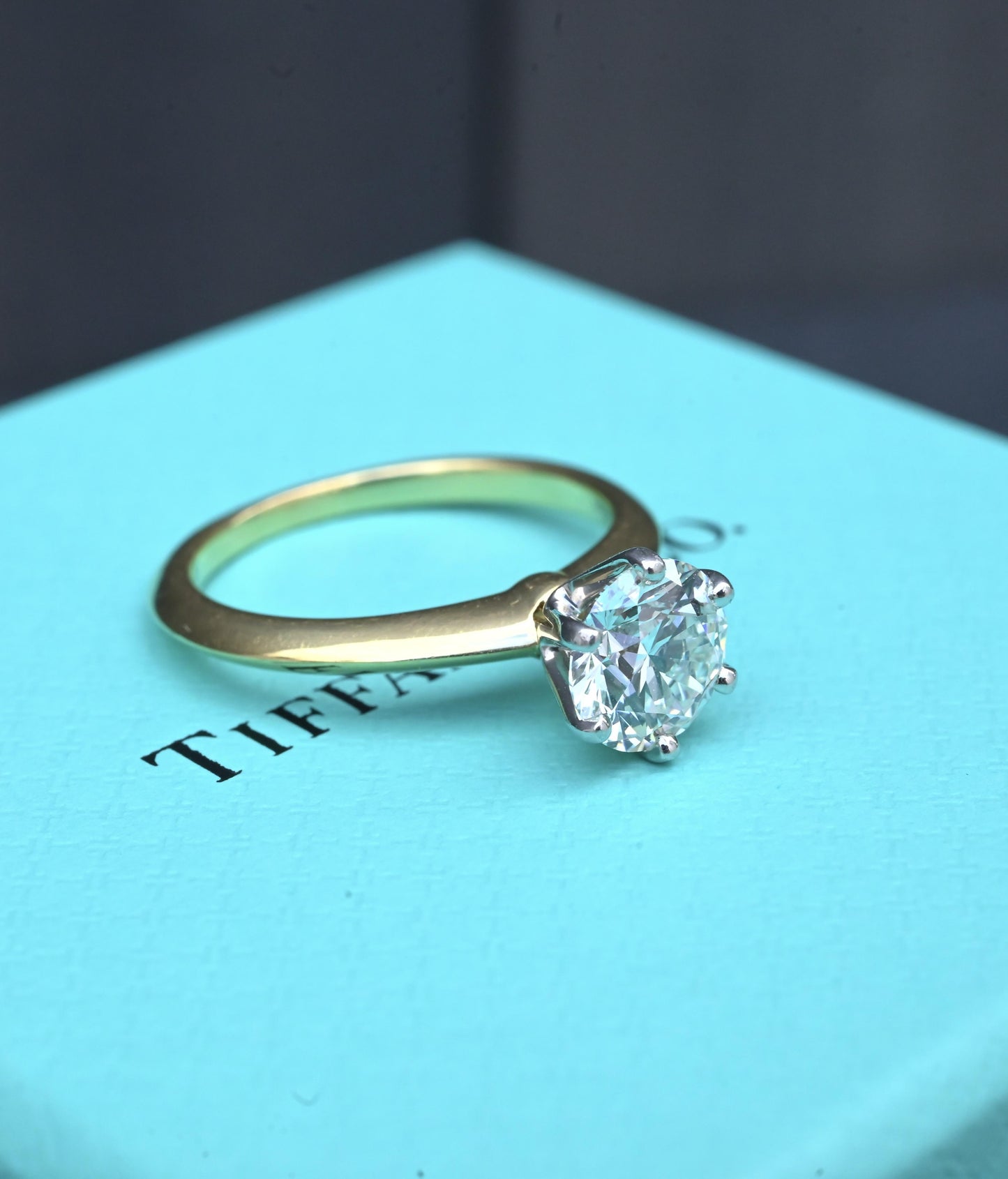 Tiffany & Co. 1.23ct Round Brilliant Diamond Engagement Ring VS1 With Paperwork