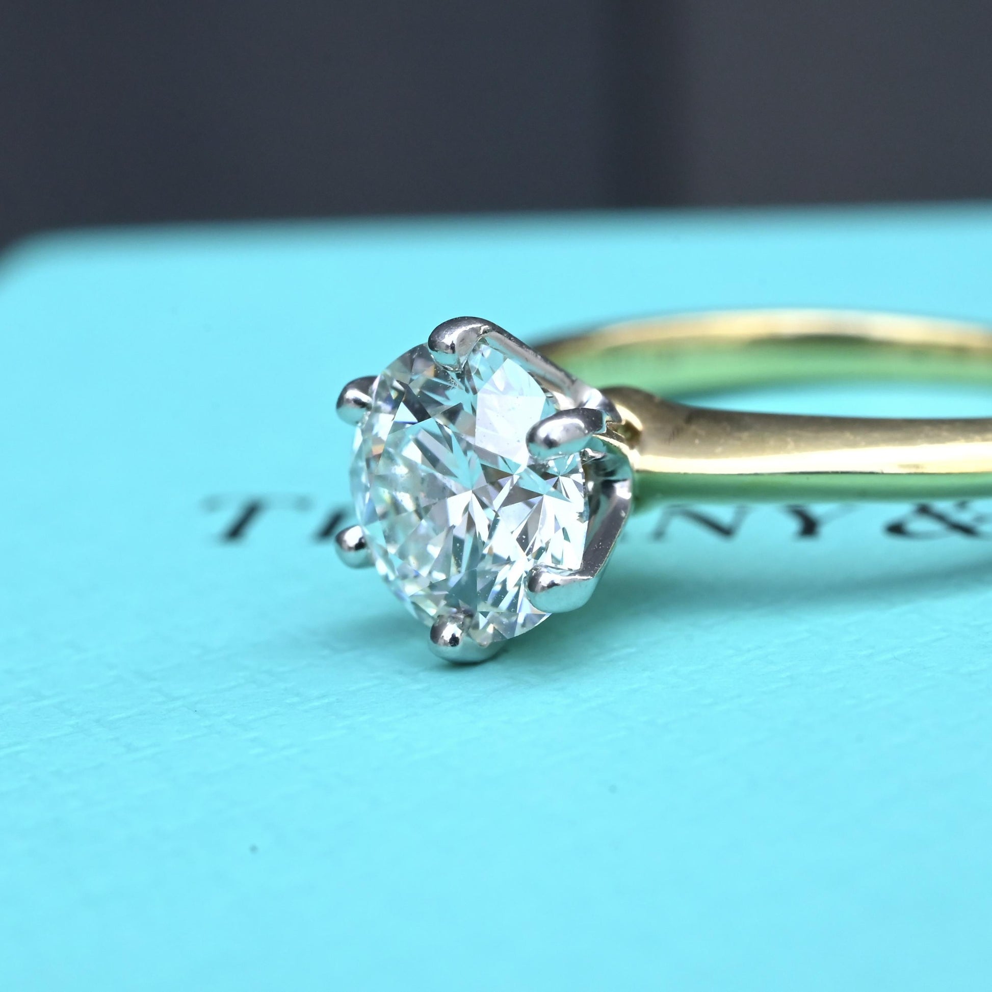 Tiffany & Co. 1.23ct Round Brilliant Diamond Engagement Ring VS1 With Paperwork