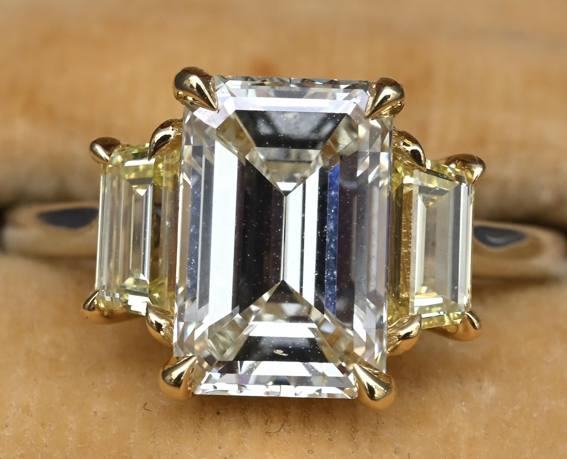 GIA 2.50 Ct L VVS2 Emerald Cut Diamond Three Stone Ring Platinum 18K Gold 6.5