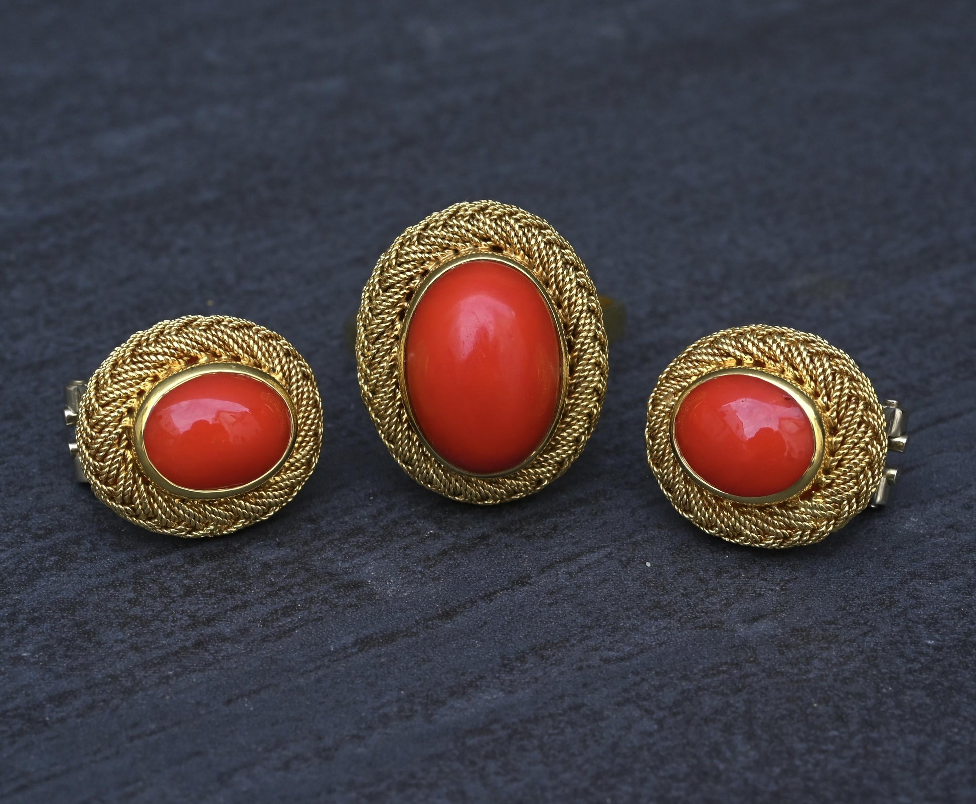 Estate Italian 18K Yellow Gold Blood Red Coral Earring & Ring Set 15.84g Size 8