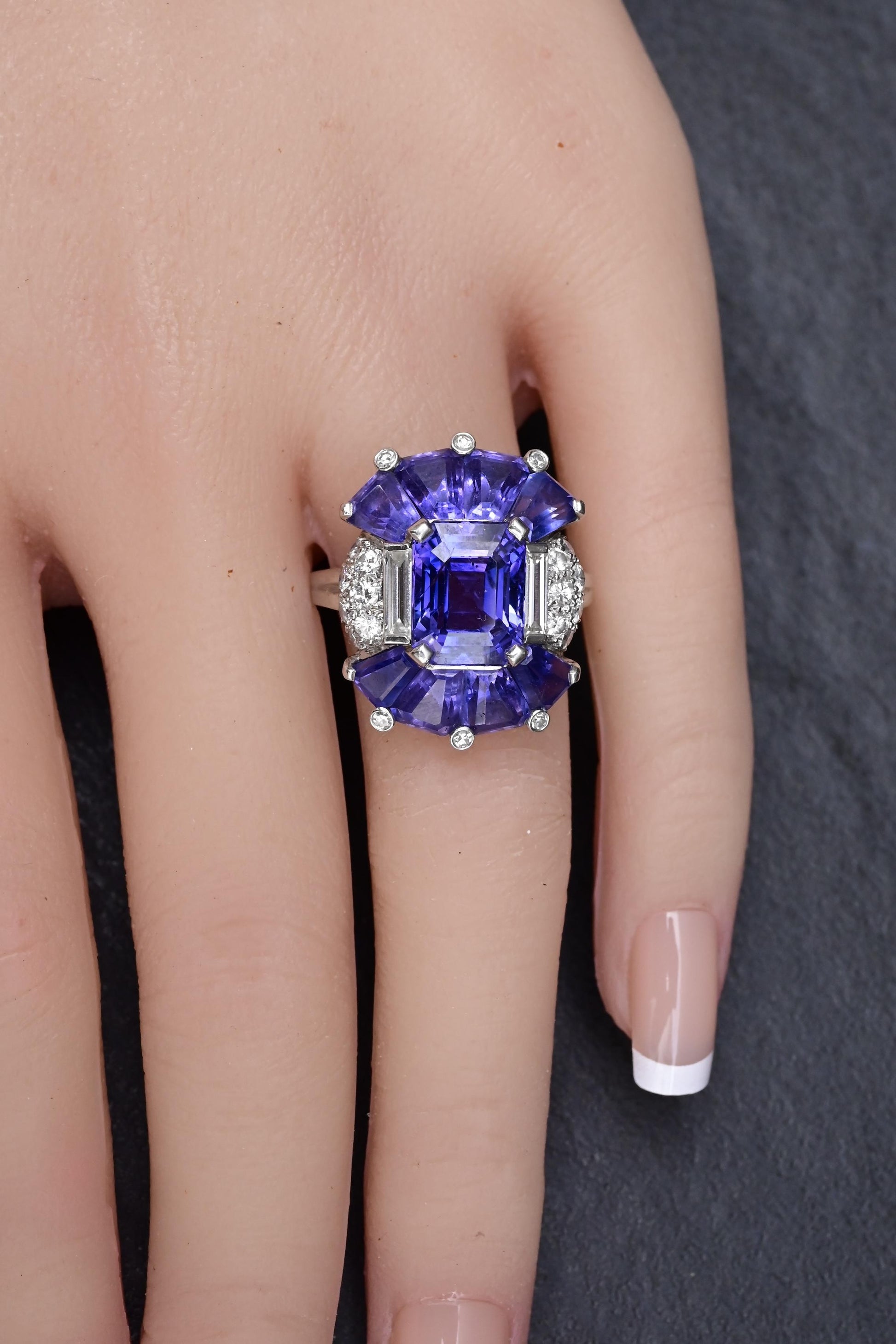 GIA Certified Platinum Art Deco Style Color-Changing Sapphire No Heat Sri Lanka