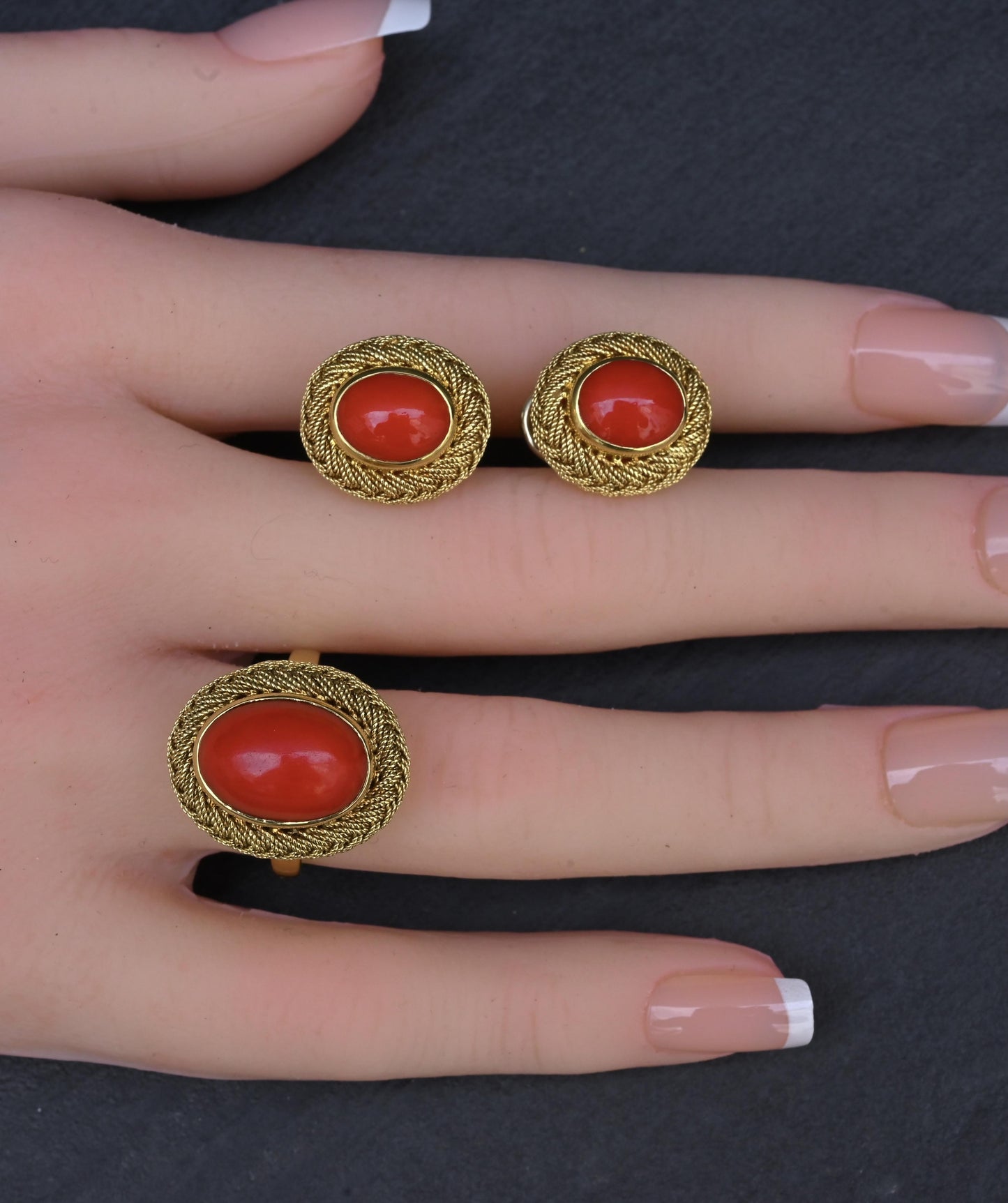 Estate Italian 18K Yellow Gold Blood Red Coral Earring & Ring Set 15.84g Size 8