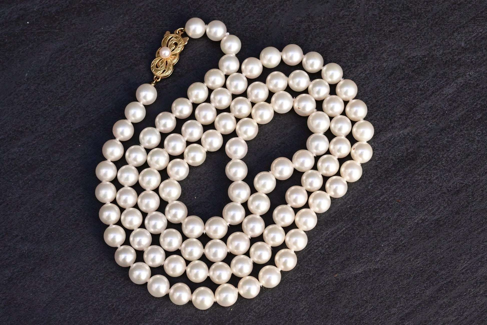 Super Rare Mikimoto Natural Cultured Pearls 55.41 Grams With Certificate