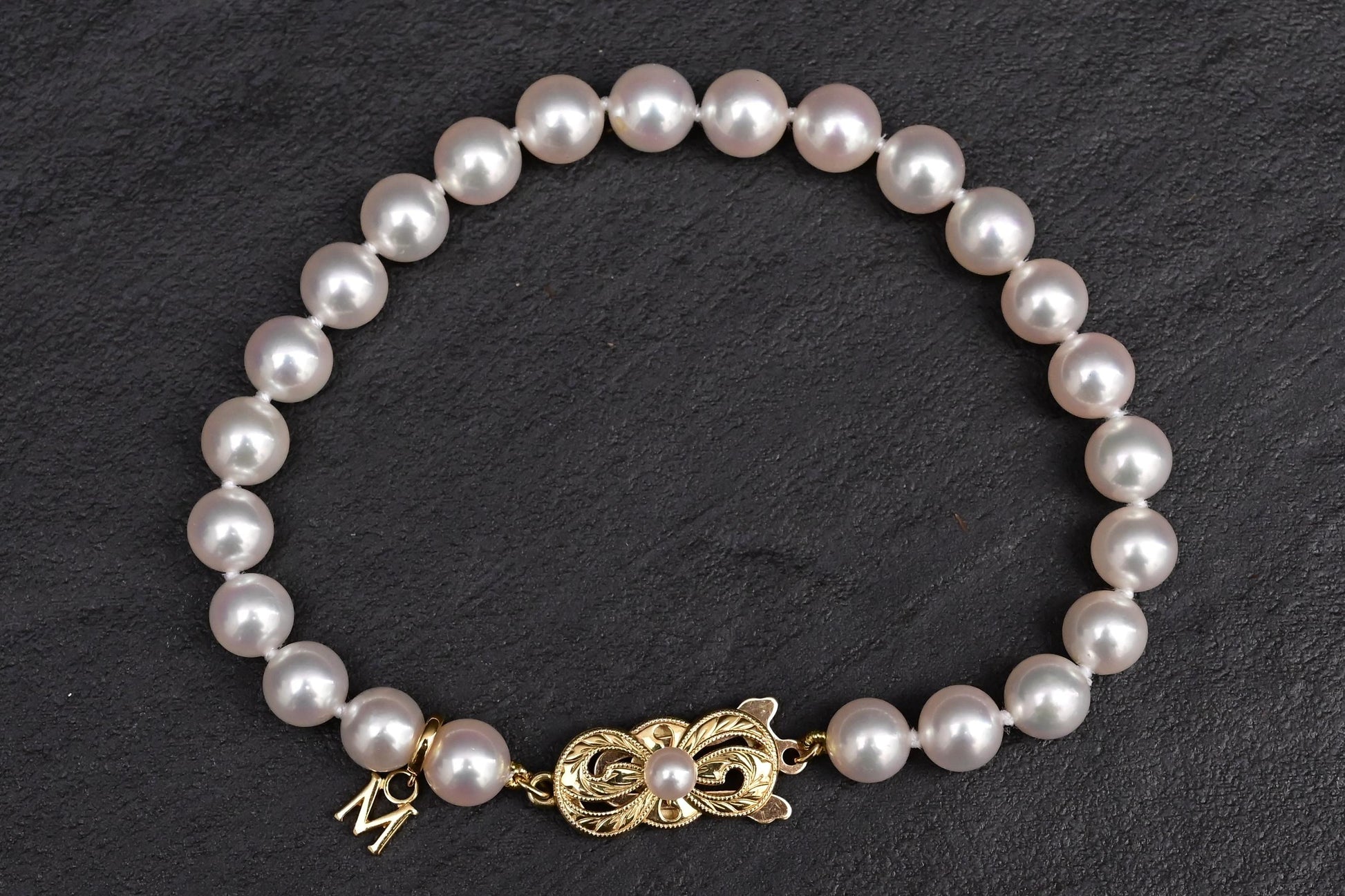 Mikimoto 18K Yellow Gold Akoya Pearl Bracelet Full Set– 6.5mm Pearls, 7 1/2”