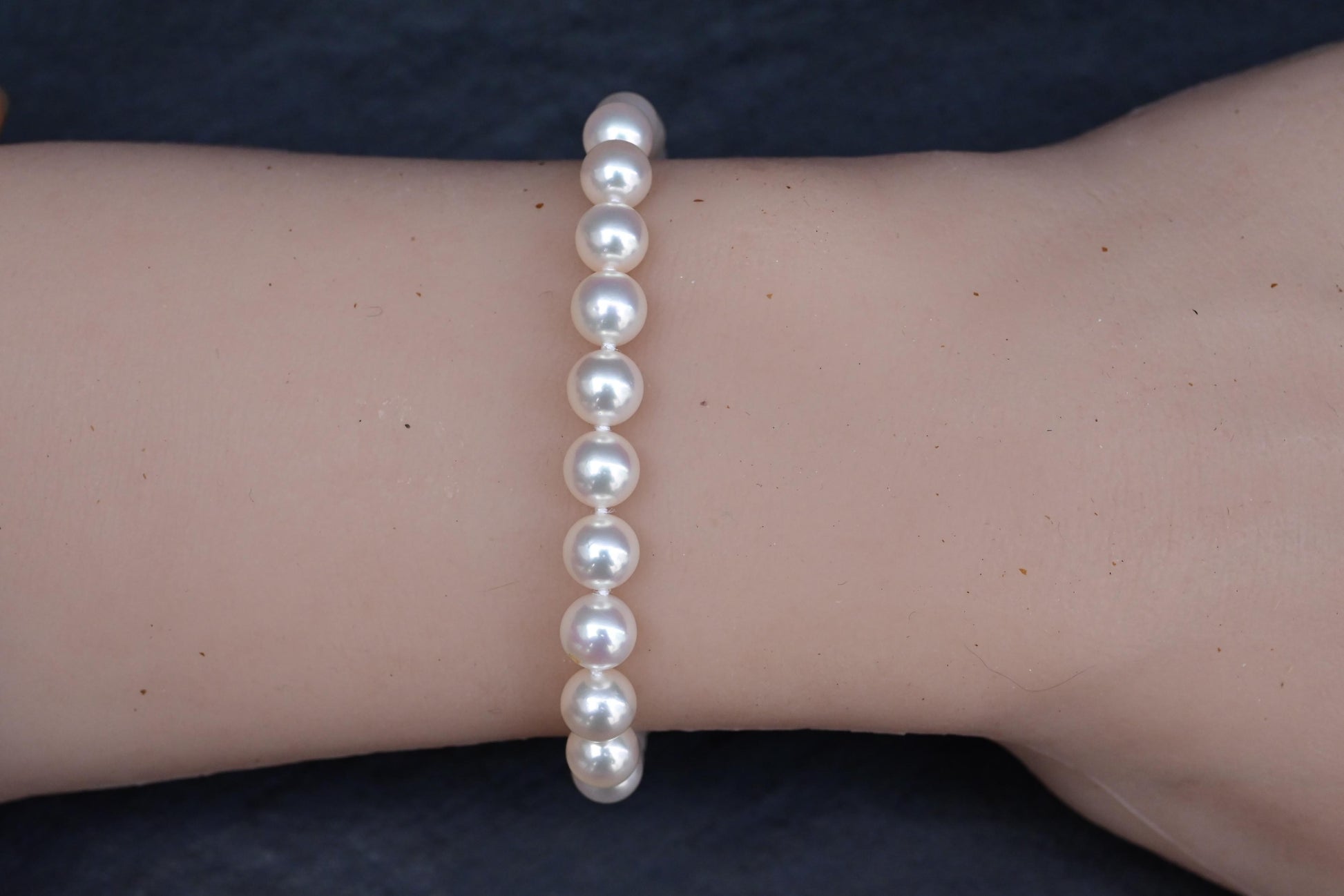 Mikimoto 18K Yellow Gold Akoya Pearl Bracelet Full Set– 6.5mm Pearls, 7 1/2”