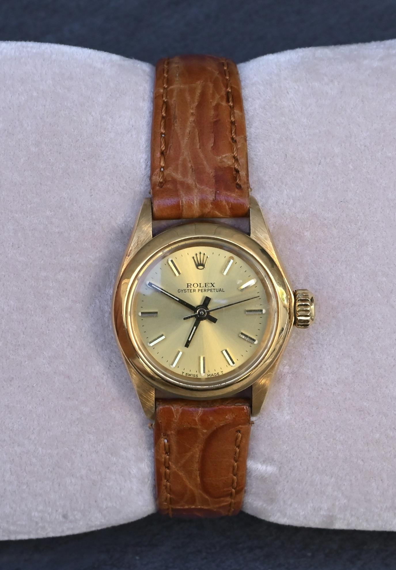 Vintage Ladies Rolex Oyster Perpetual 26mm 18k Yellow Gold Ref. 6718