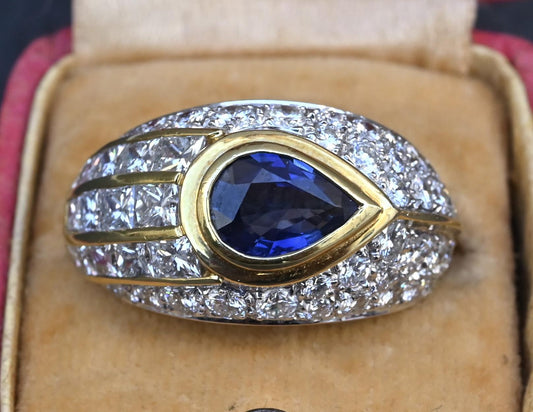 Amazing French Vintage 18K Gold Ring 3.85 Carats of Diamonds & Sapphire IGI Cert