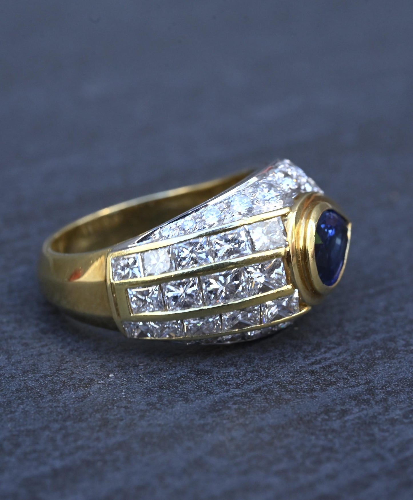 Amazing French Vintage 18K Gold Ring 3.85 Carats of Diamonds & Sapphire IGI Cert