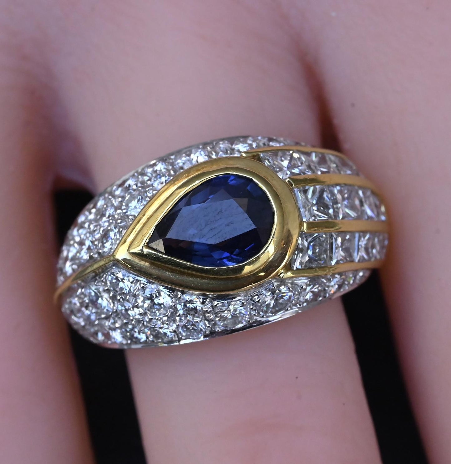 Amazing French Vintage 18K Gold Ring 3.85 Carats of Diamonds & Sapphire IGI Cert