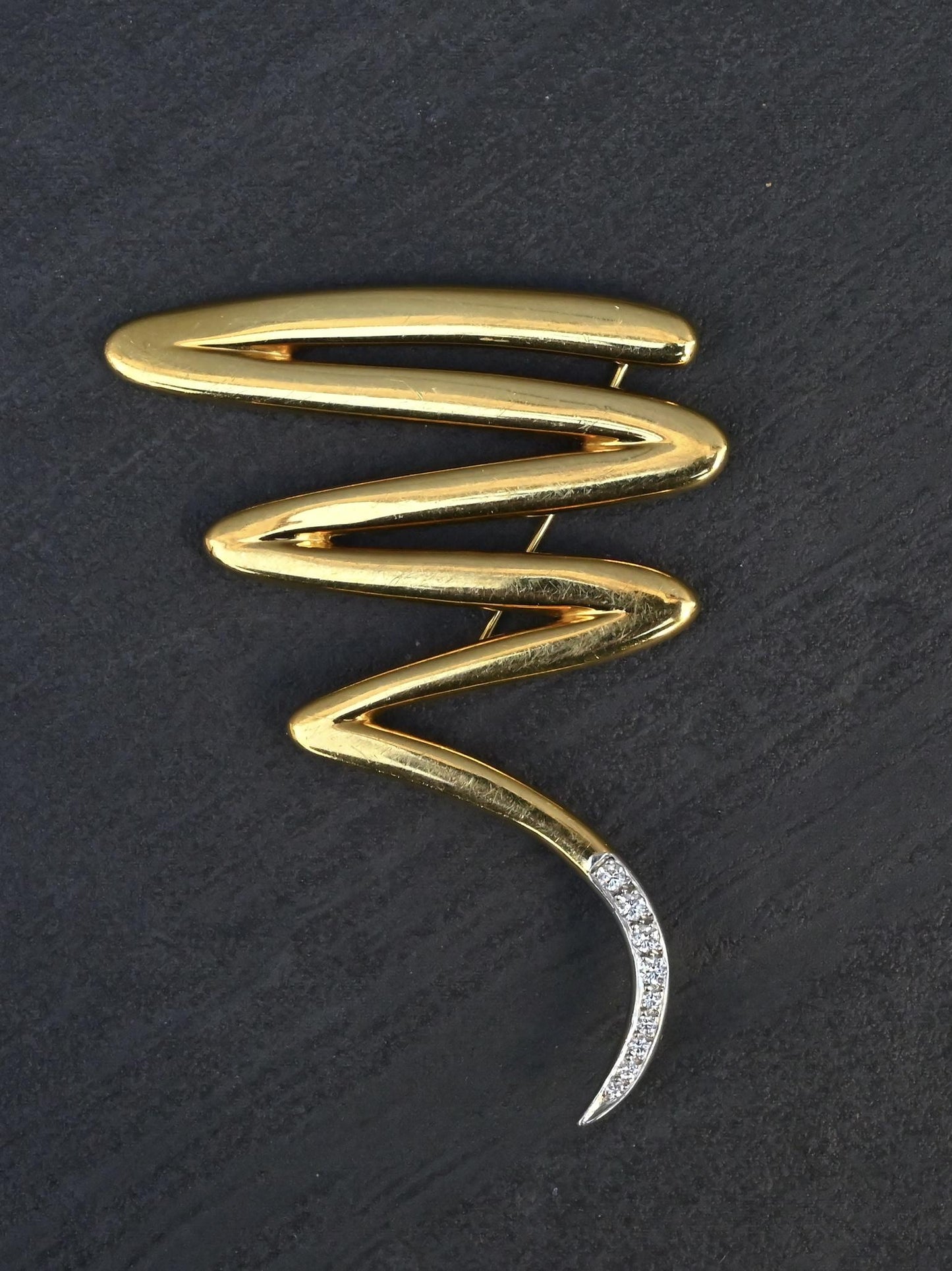 Tiffany & Co. Paloma Picasso Large Zig Zag Brooch 18K Gold Platinum Diamonds