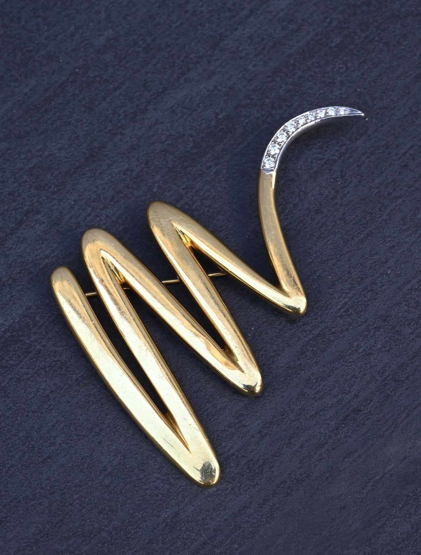 Tiffany & Co. Paloma Picasso Large Zig Zag Brooch 18K Gold Platinum Diamonds