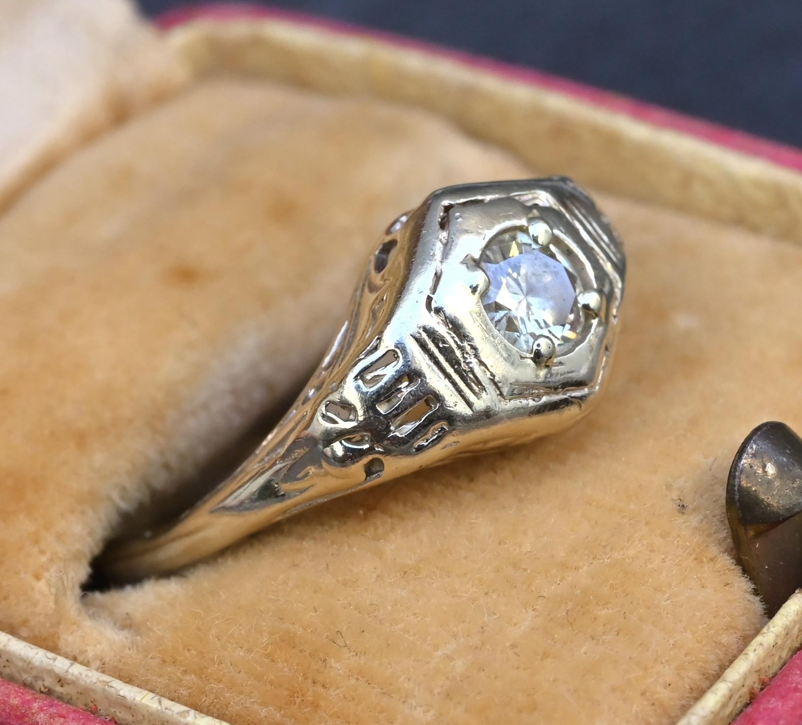Antique Art Deco 14K White Gold 0.25 CT Round Diamond Ring Size 5.75 IGI Cert.