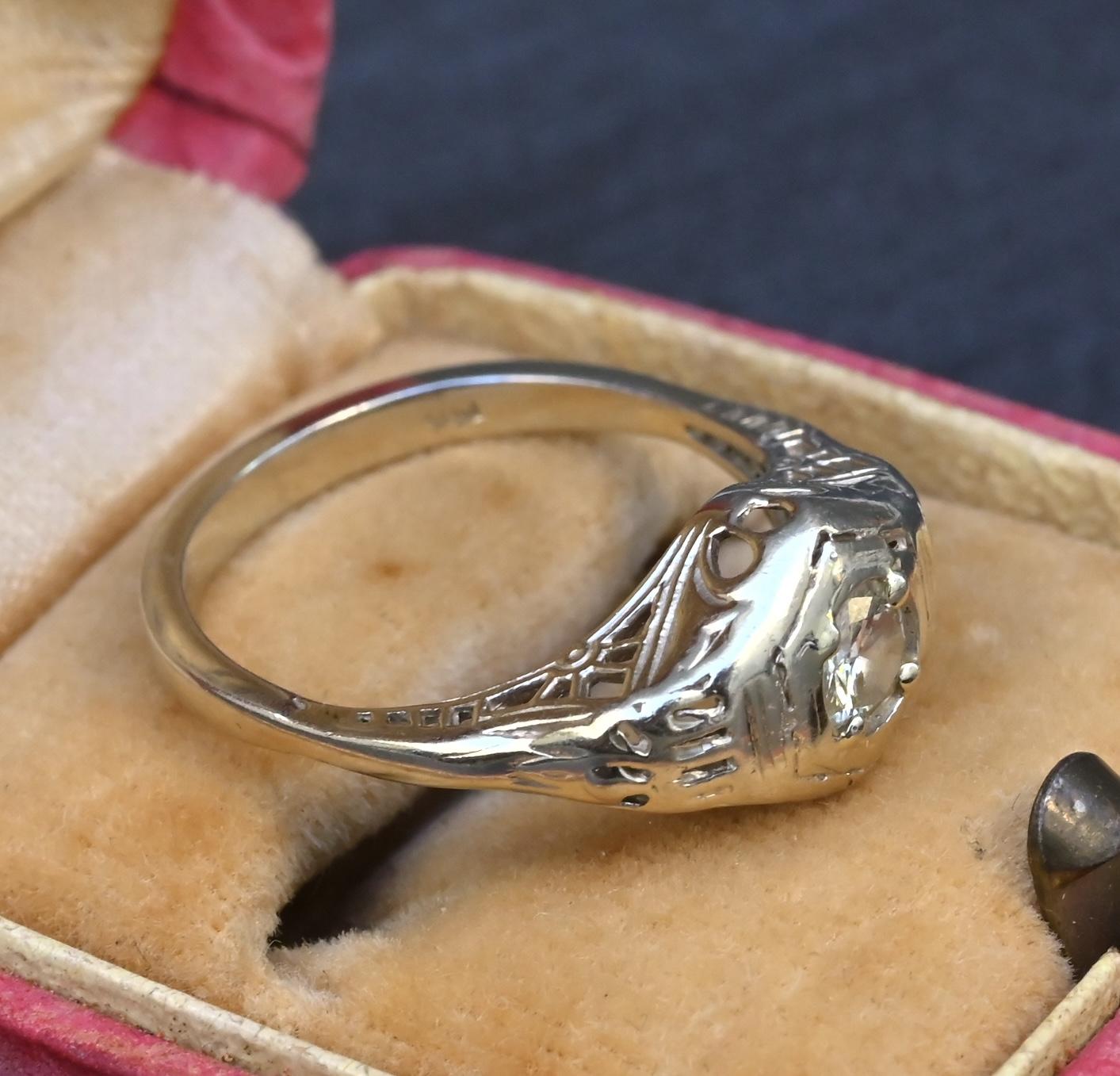 Antique Art Deco 14K White Gold 0.25 CT Round Diamond Ring Size 5.75 IGI Cert.