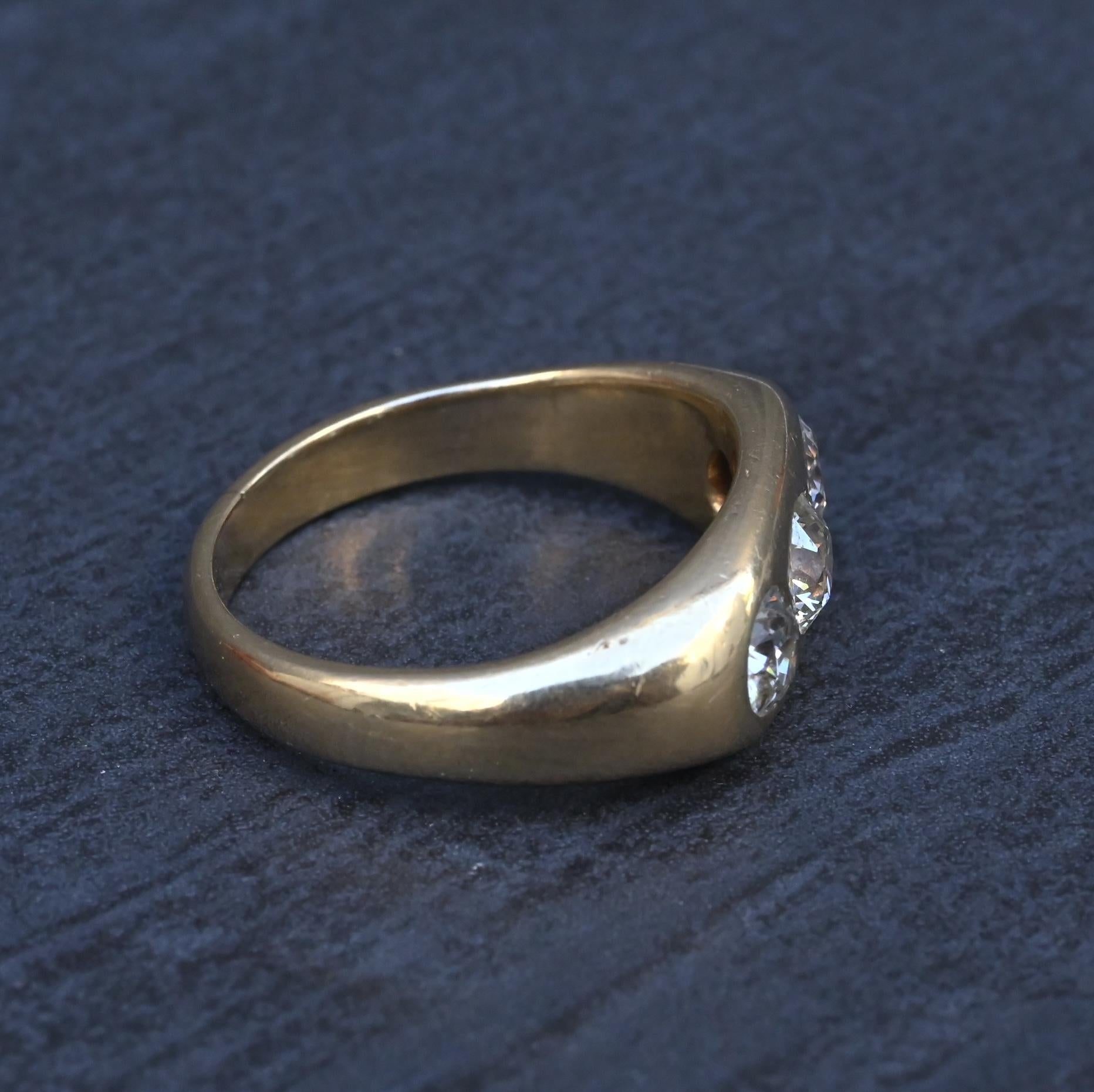 Art Deco 14K Yellow Gold Gypsy 3-Stone Old European Cut Diamond Ring Size 9.5
