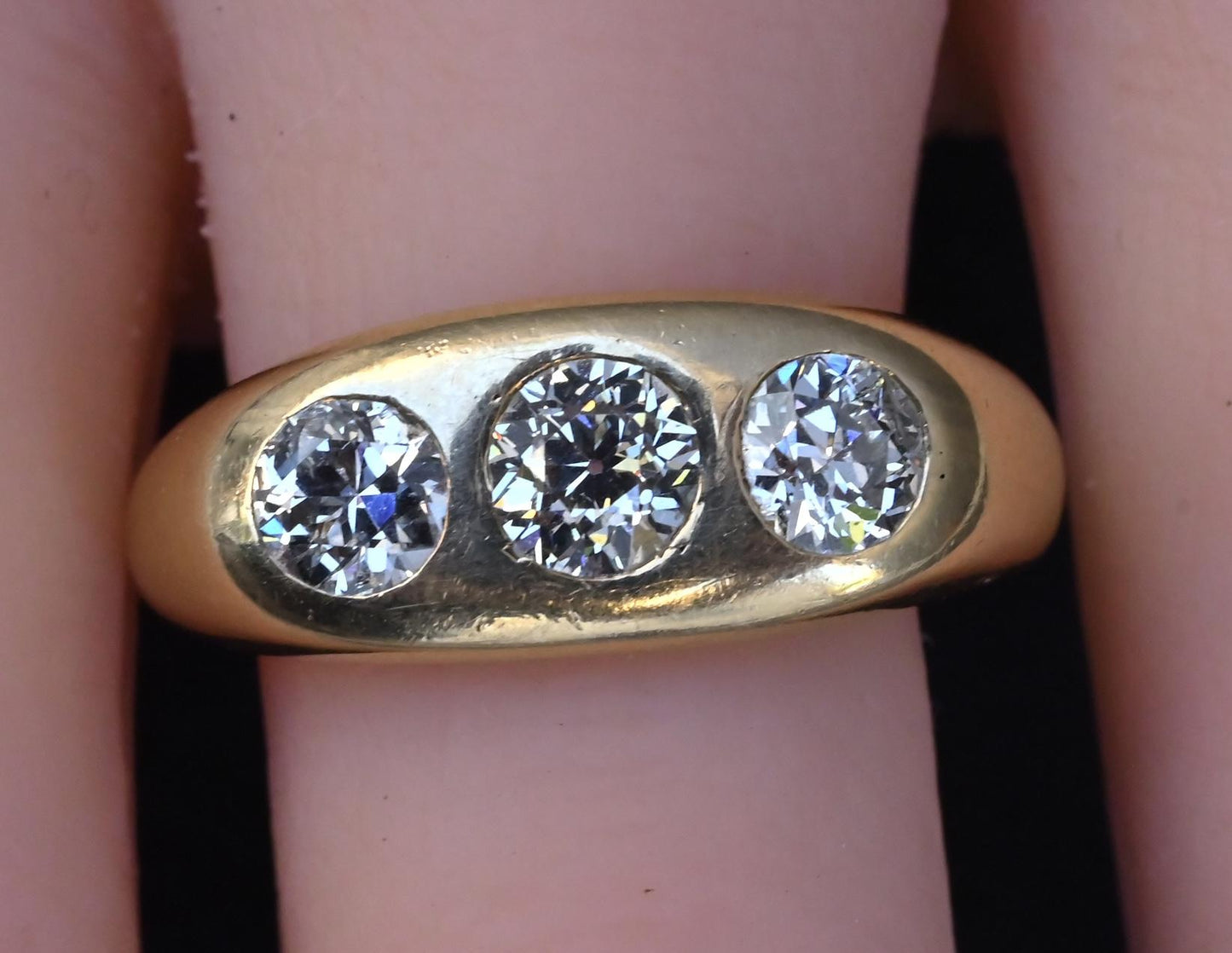 Art Deco 14K Yellow Gold Gypsy 3-Stone Old European Cut Diamond Ring Size 9.5