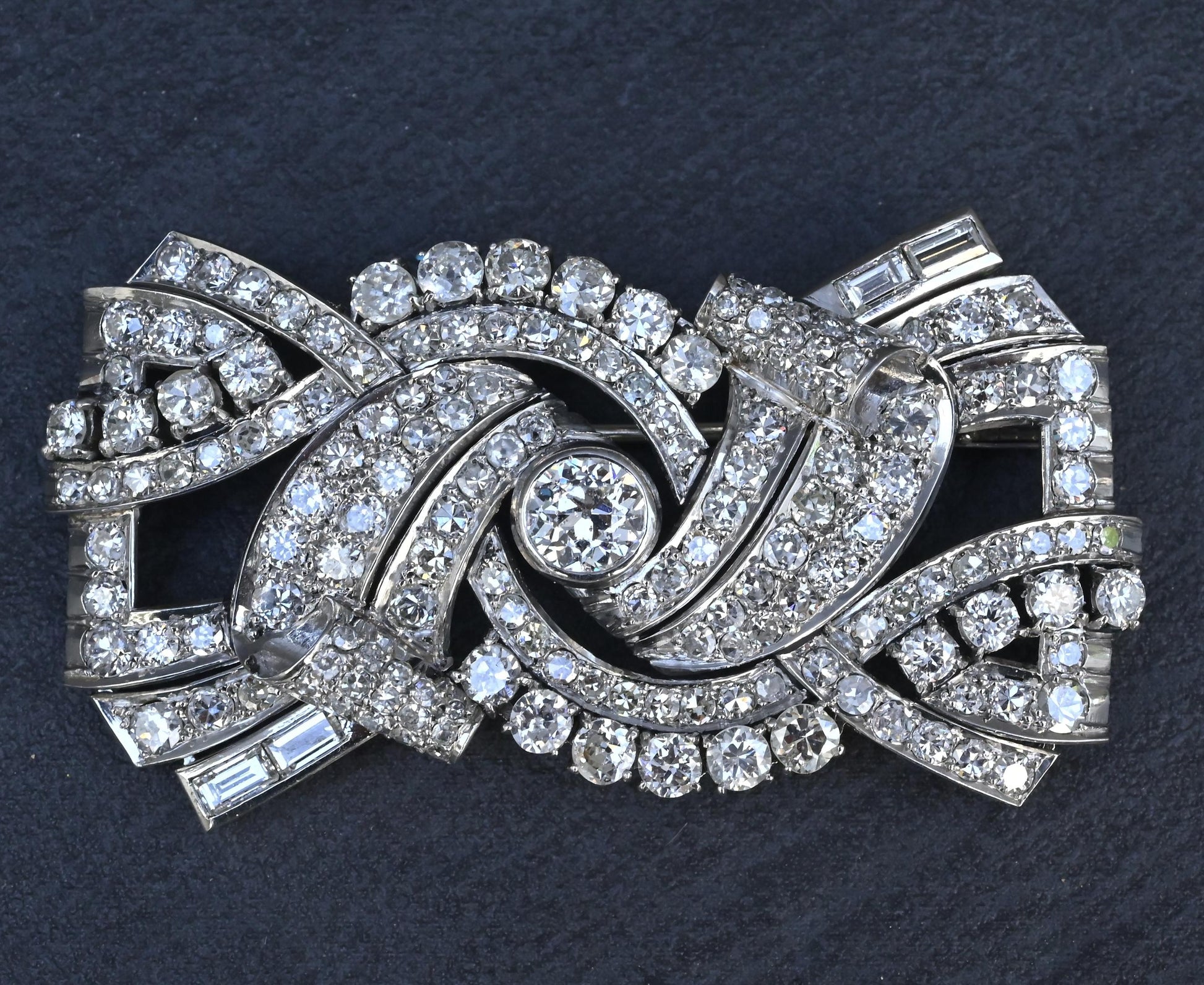 Antique Art Deco 8ctw Old European Diamond Platinum Brooch Pin IGI Certified