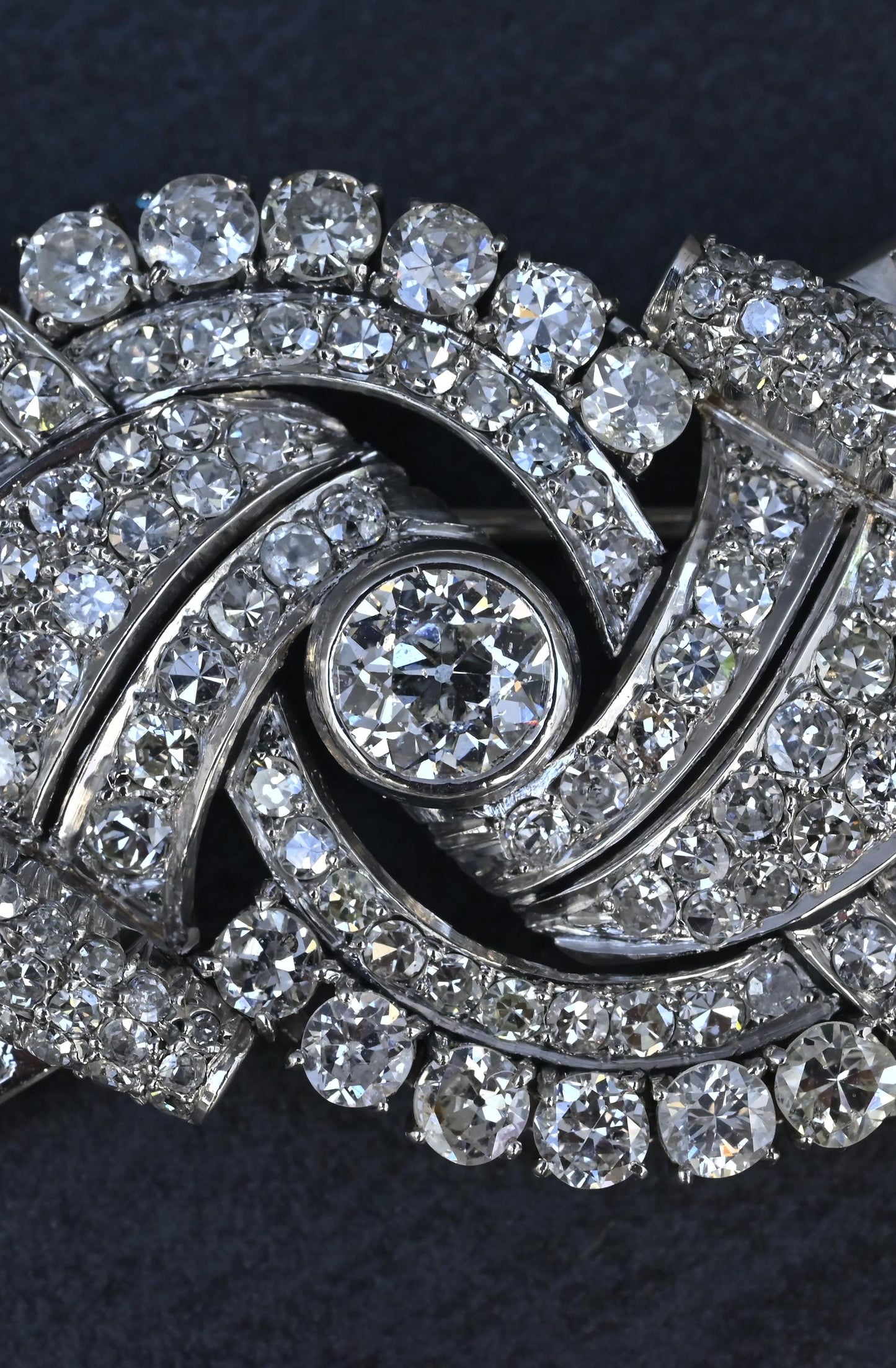 Antique Art Deco 8ctw Old European Diamond Platinum Brooch Pin IGI Certified