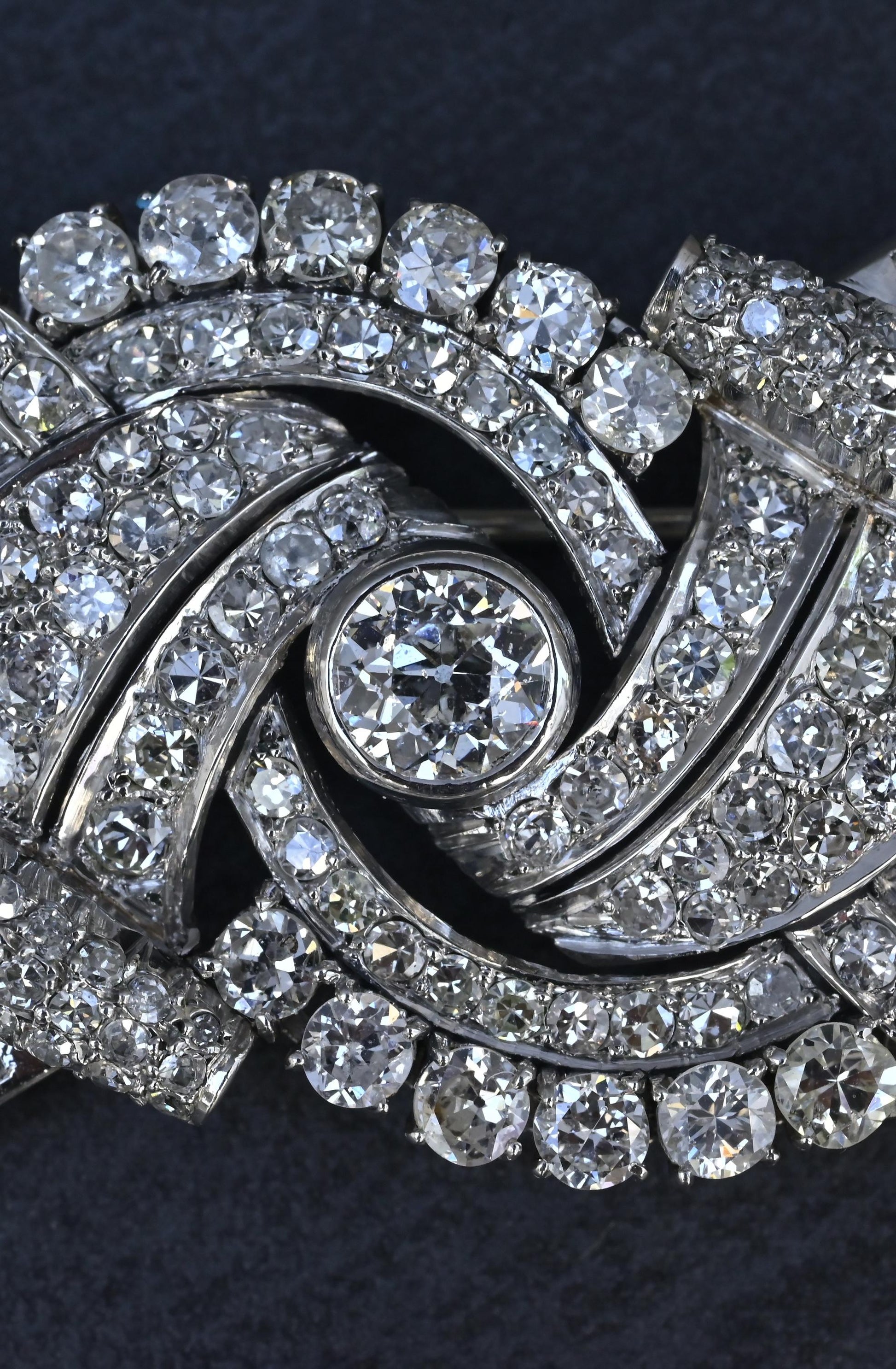 Antique Art Deco 8ctw Old European Diamond Platinum Brooch Pin IGI Certified