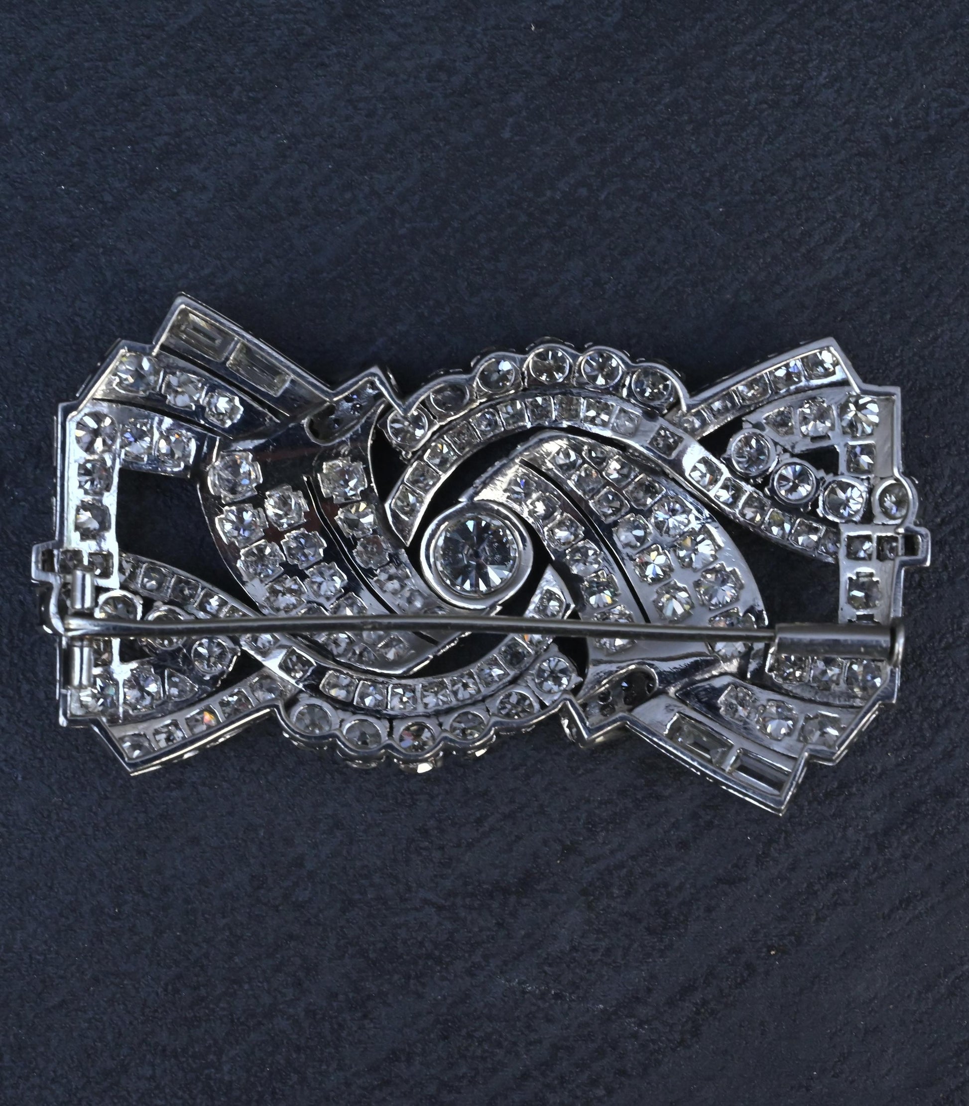 Antique Art Deco 8ctw Old European Diamond Platinum Brooch Pin IGI Certified