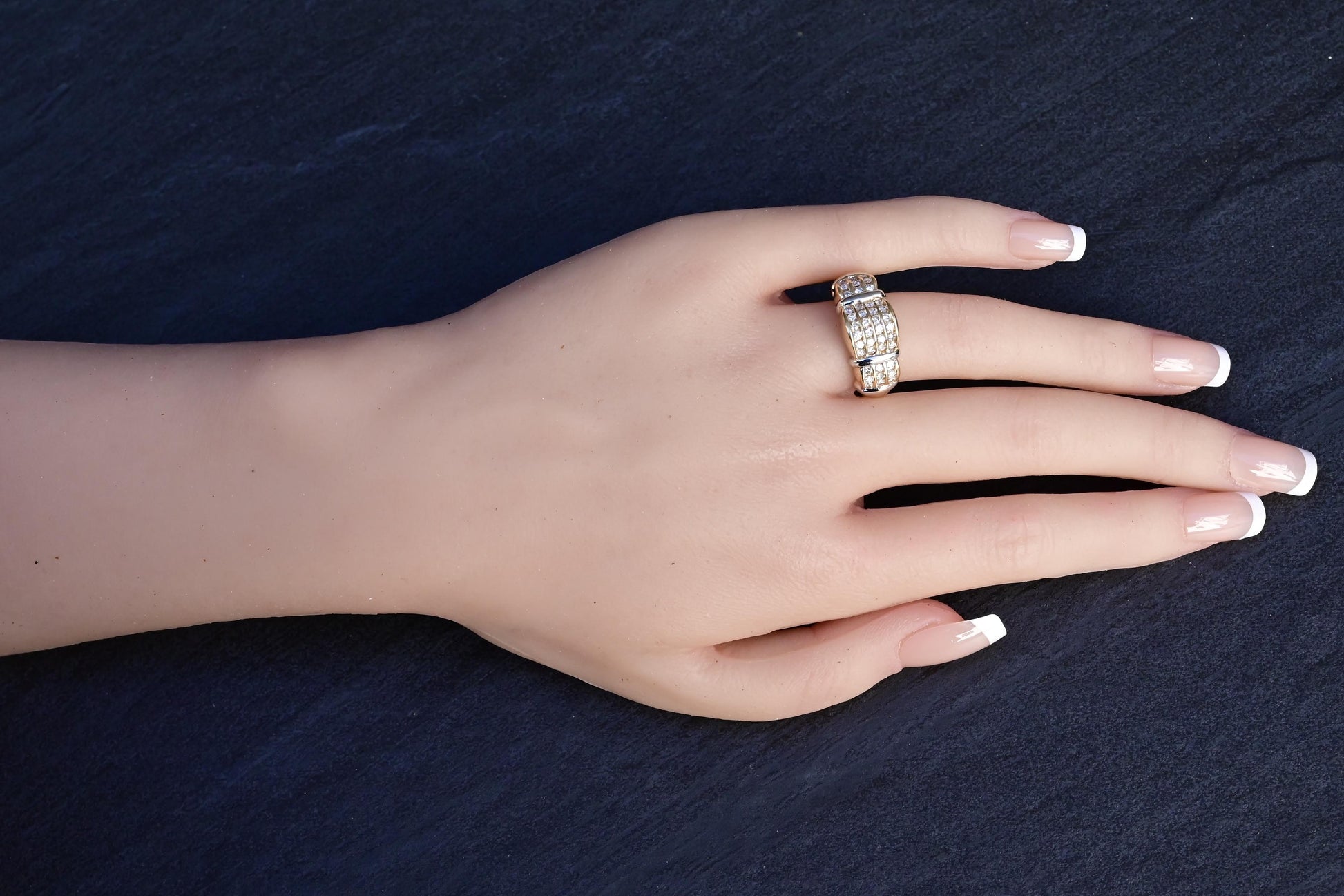 14K Yellow Gold Wide Band Diamond Ring 9.51 Grams Natural Diamonds
