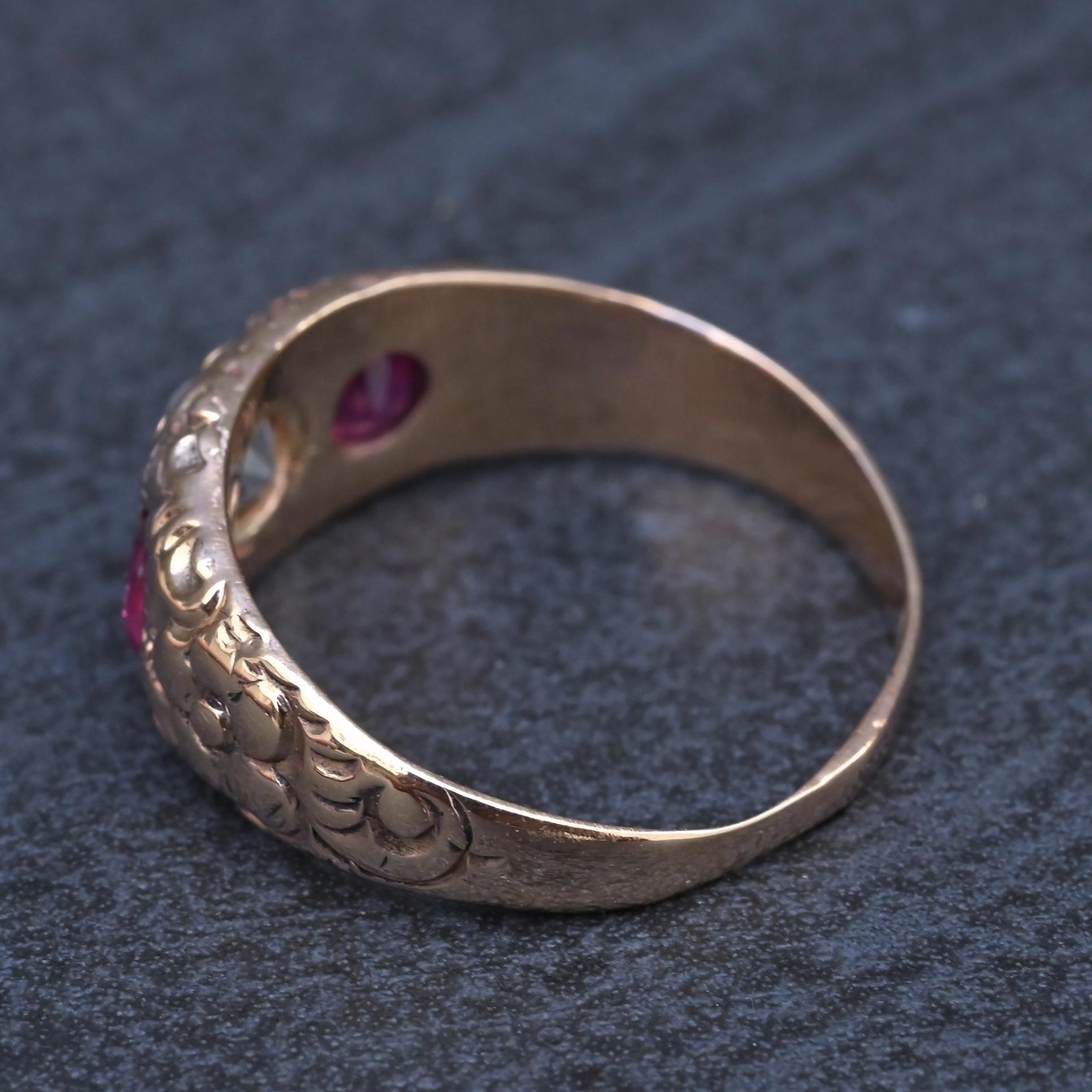Vintage Art Deco 14K Gold Antique Cut Diamond & Natural Ruby Gypsy Ring Size 7
