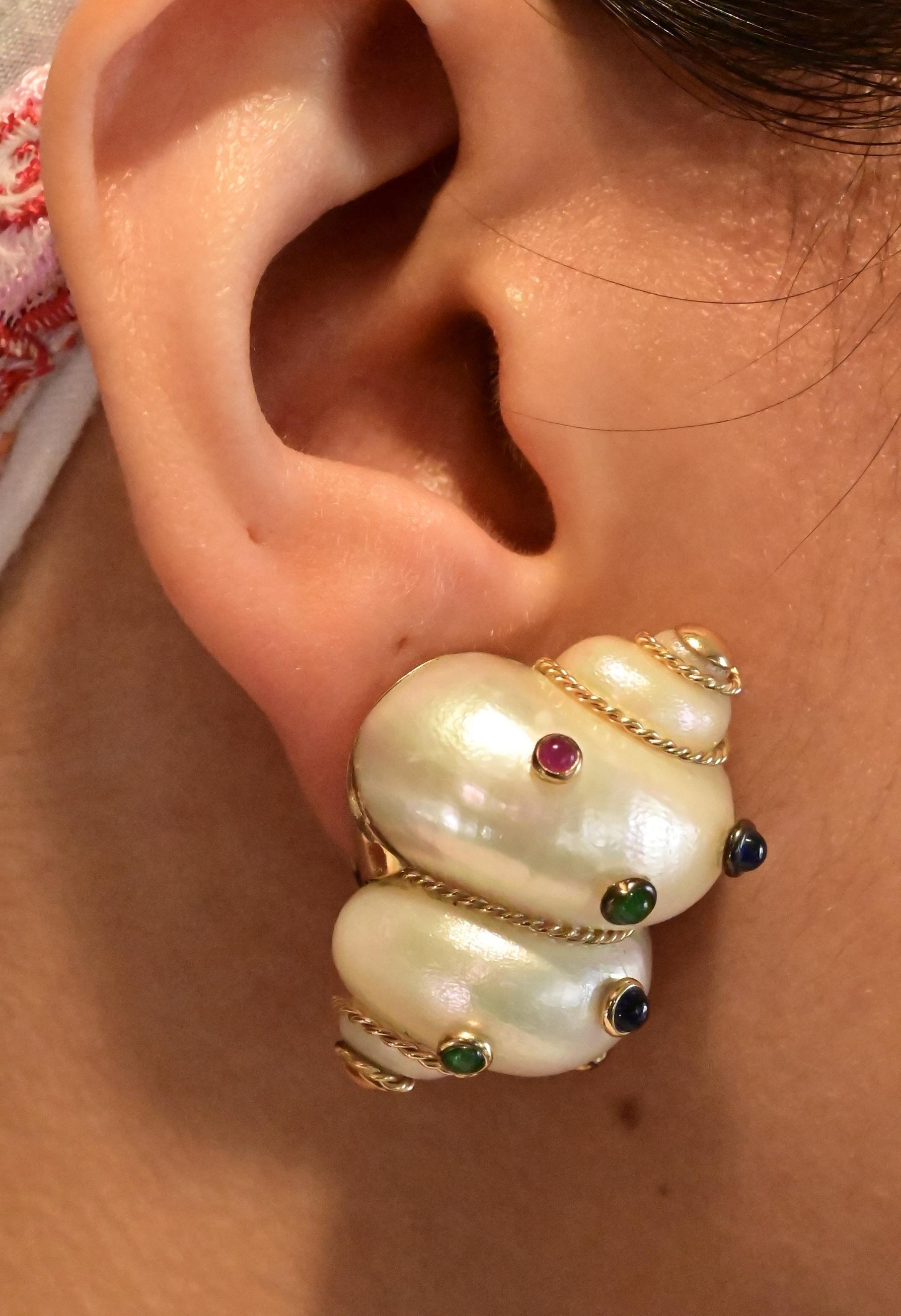 Gorgeous Pair Of 14K Maz Seashell Earrings