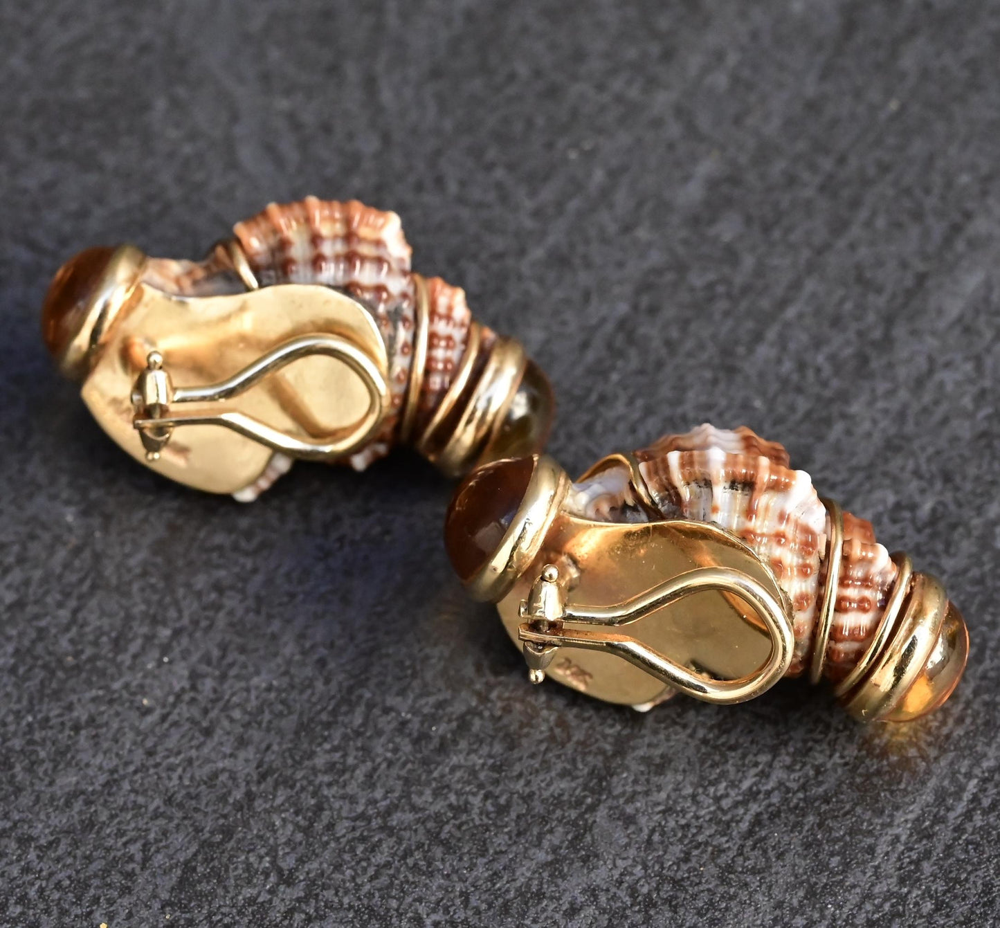 Beautiful Pair Of 14K Maz Seashell Earrings Seaman Schepps Style
