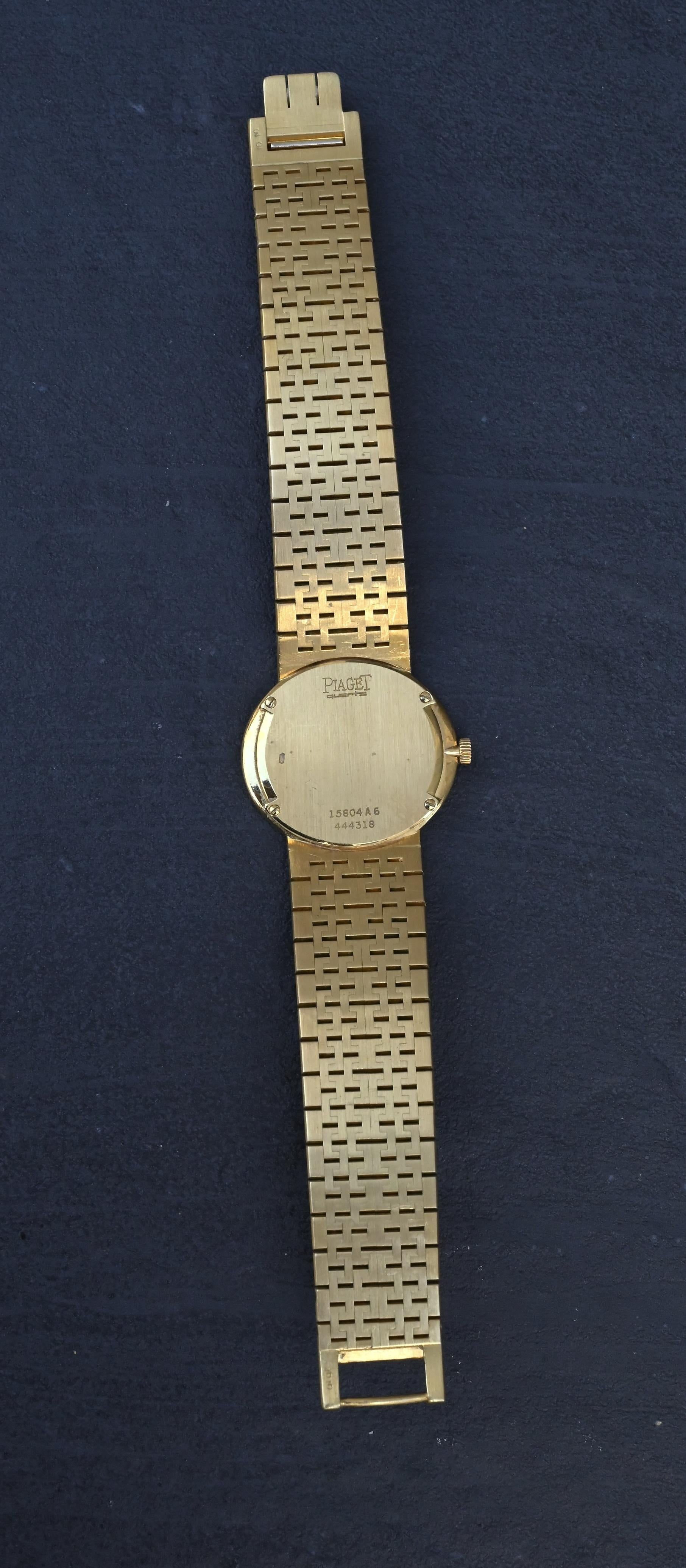 Piaget 18K Yellow Gold Factory Diamond Bezel & Dial Oval Vintage Watch 65.55 Gr.