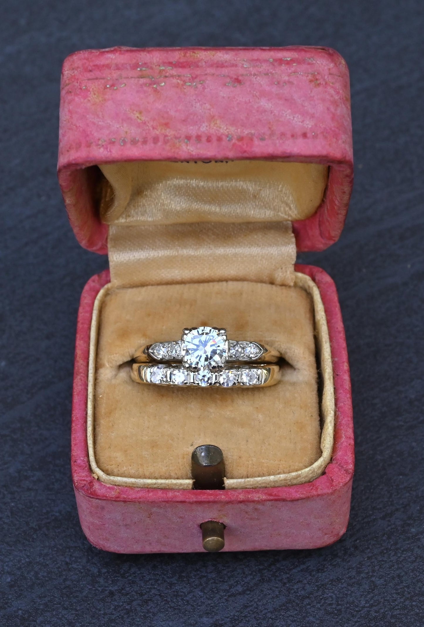 Vintage 0.90 CTW Diamond Two-Ring Set in 14K Yellow & White Gold – IGI Certified