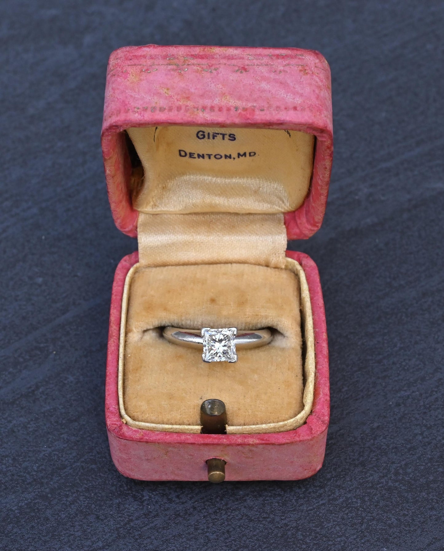 0.82 CT Princess Cut Diamond Solitaire Engagement Ring in Platinum – EGL Cert.