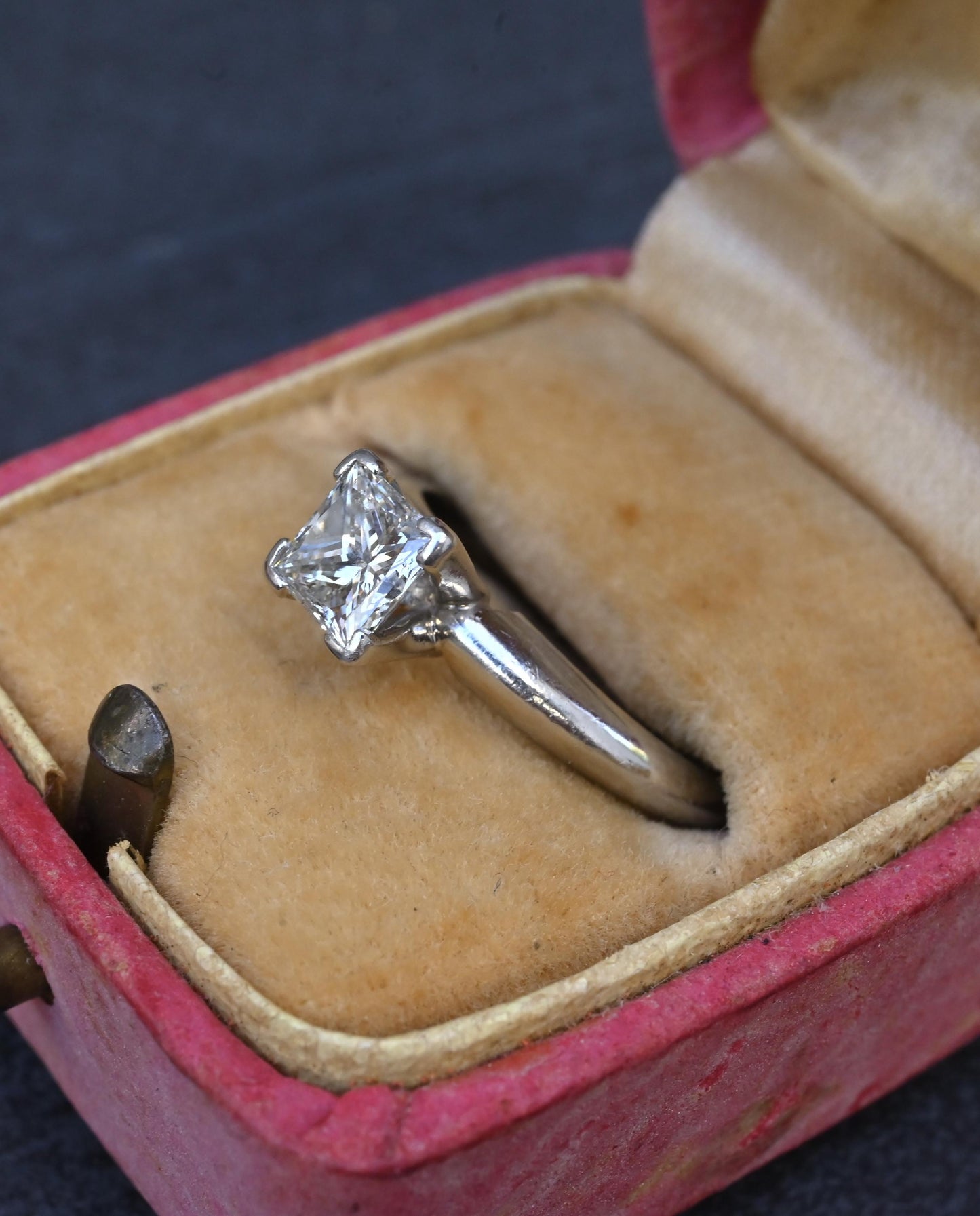 0.82 CT Princess Cut Diamond Solitaire Engagement Ring in Platinum – EGL Cert.