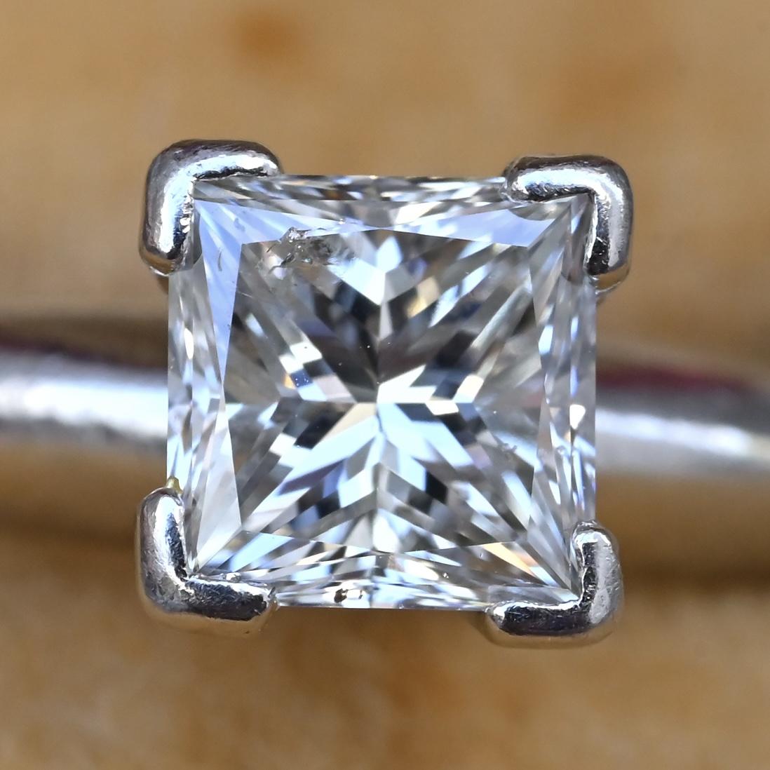 0.82 CT Princess Cut Diamond Solitaire Engagement Ring in Platinum – EGL Cert.