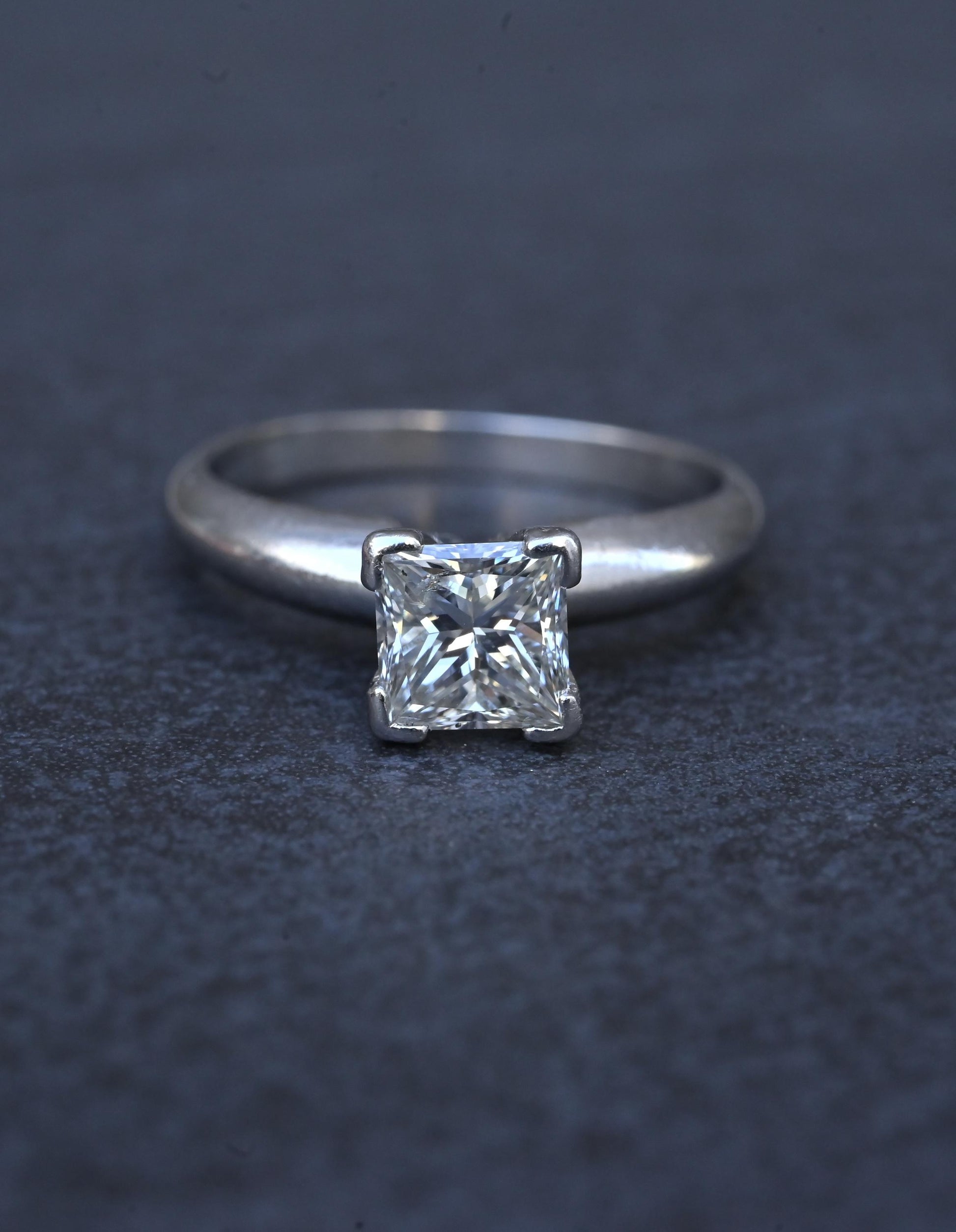 0.82 CT Princess Cut Diamond Solitaire Engagement Ring in Platinum – EGL Cert.