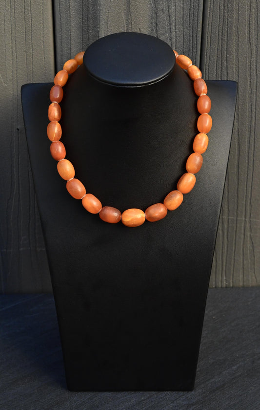 Vintage Baltic Amber Bead Necklace – 16.5”, Graduated Tones 33.52 Grams