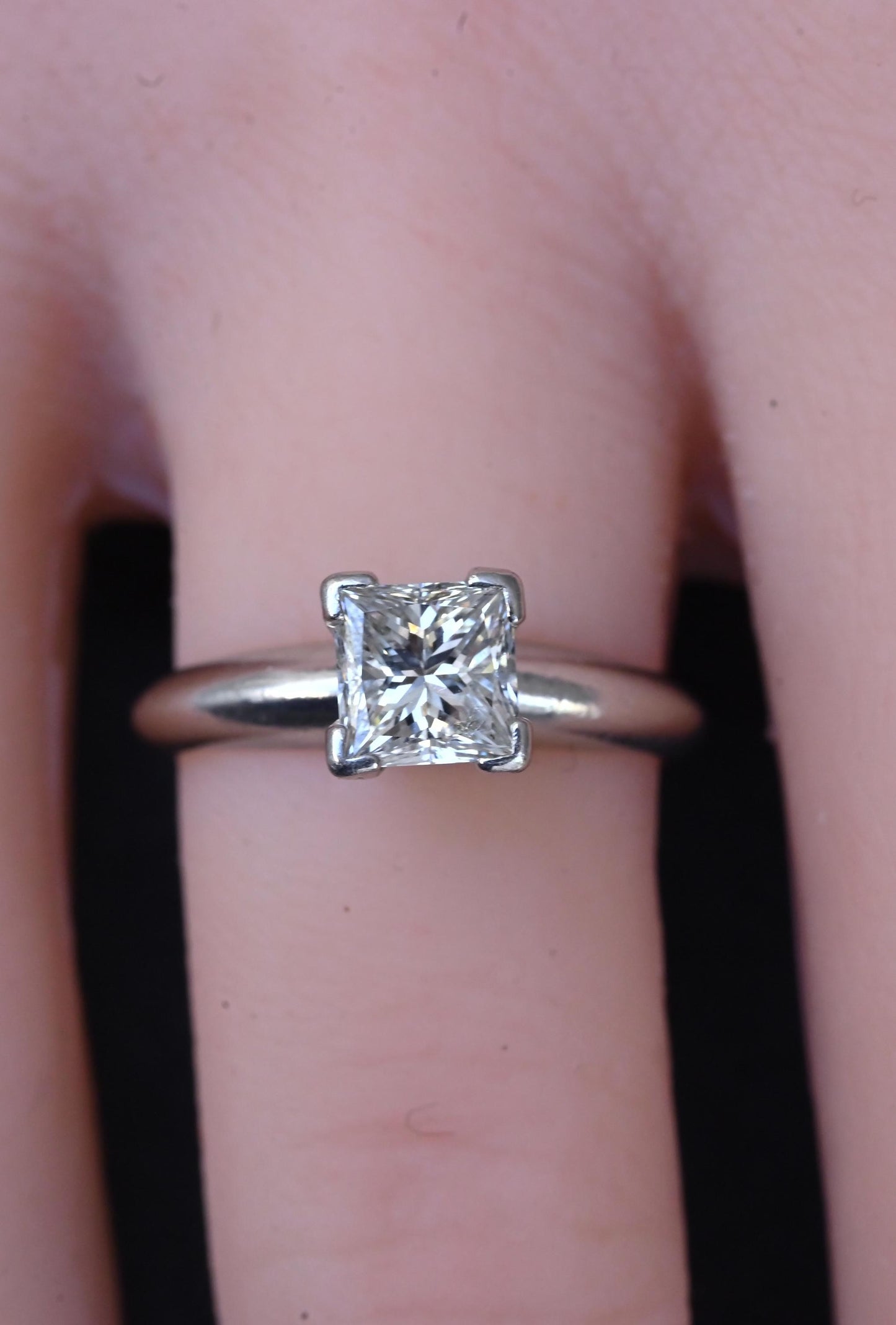 0.82 CT Princess Cut Diamond Solitaire Engagement Ring in Platinum – EGL Cert.