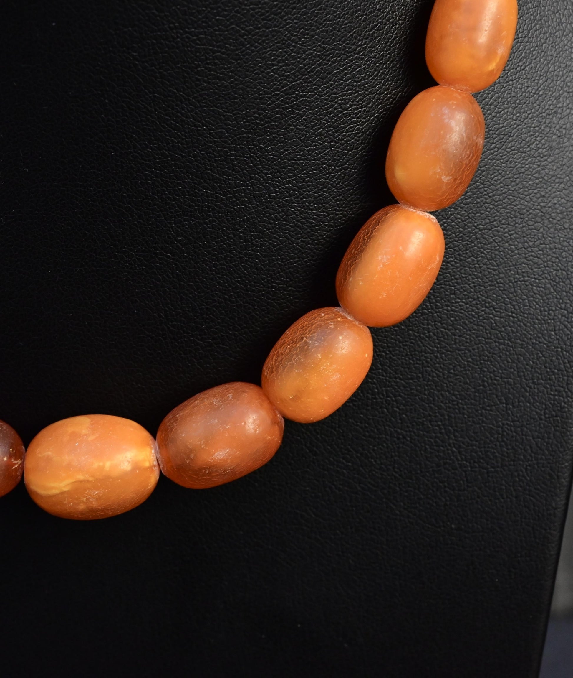 Vintage Baltic Amber Bead Necklace – 16.5”, Graduated Tones 33.52 Grams