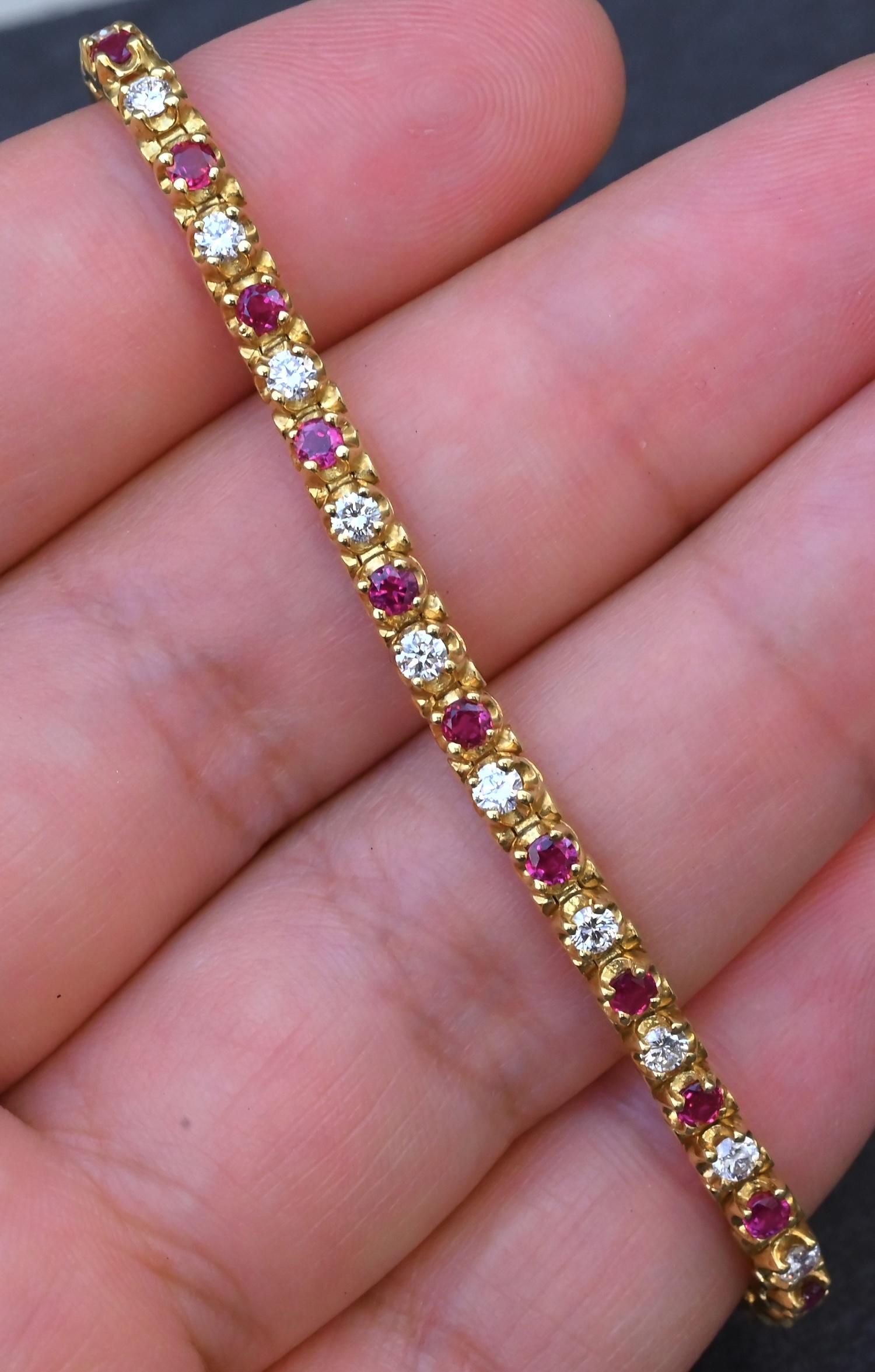 3.05 TCW Ruby & Diamond Tennis Bracelet in 18K Yellow Gold – 7" – IGI Certified