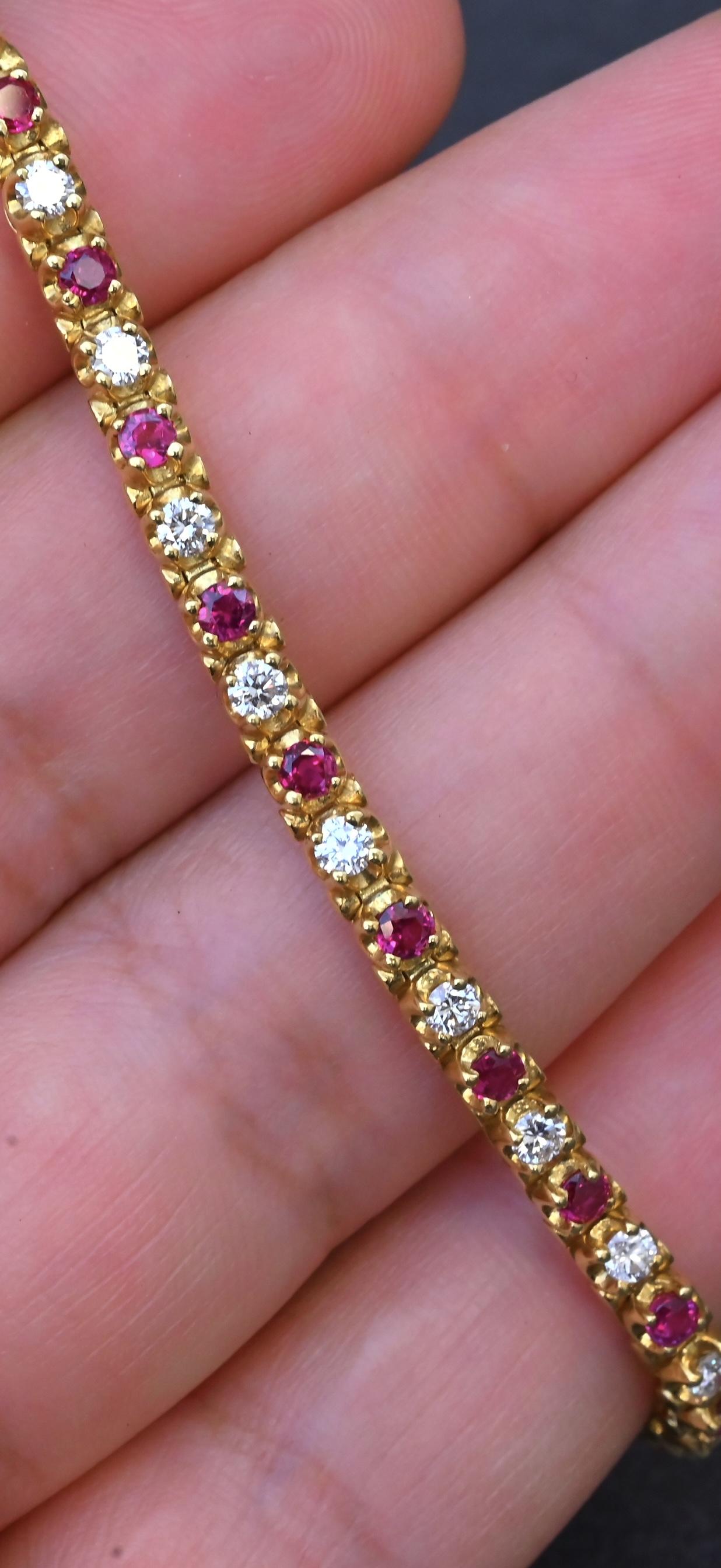 3.05 TCW Ruby & Diamond Tennis Bracelet in 18K Yellow Gold – 7" – IGI Certified