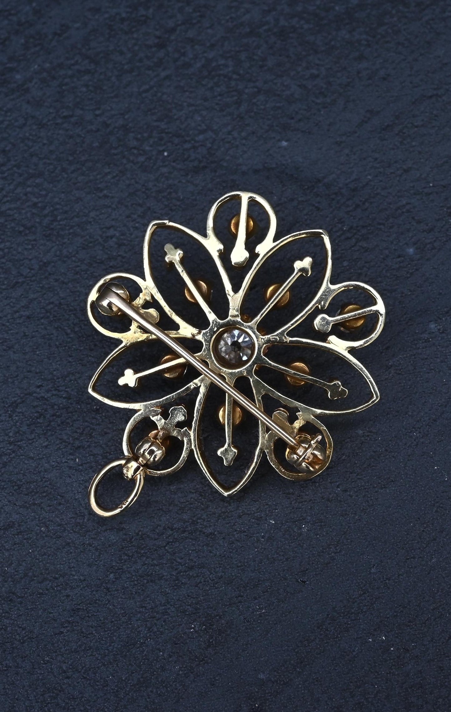 Art Deco 0.70 CTW Diamond Pendant / Brooch Pin in 14K Yellow Gold – IGI Cert.