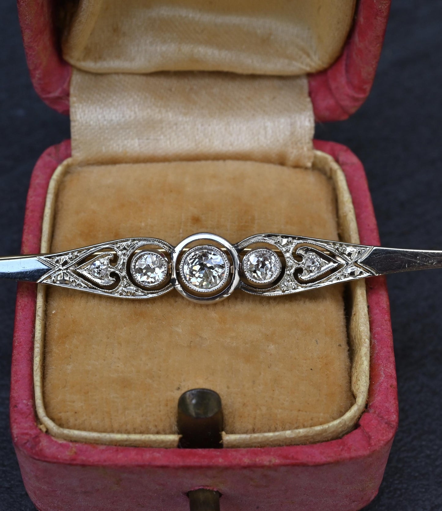 Art Deco 0.50 CTW Diamond Bar Brooch Pin in 14K Two-Tone Gold – IGI Certified