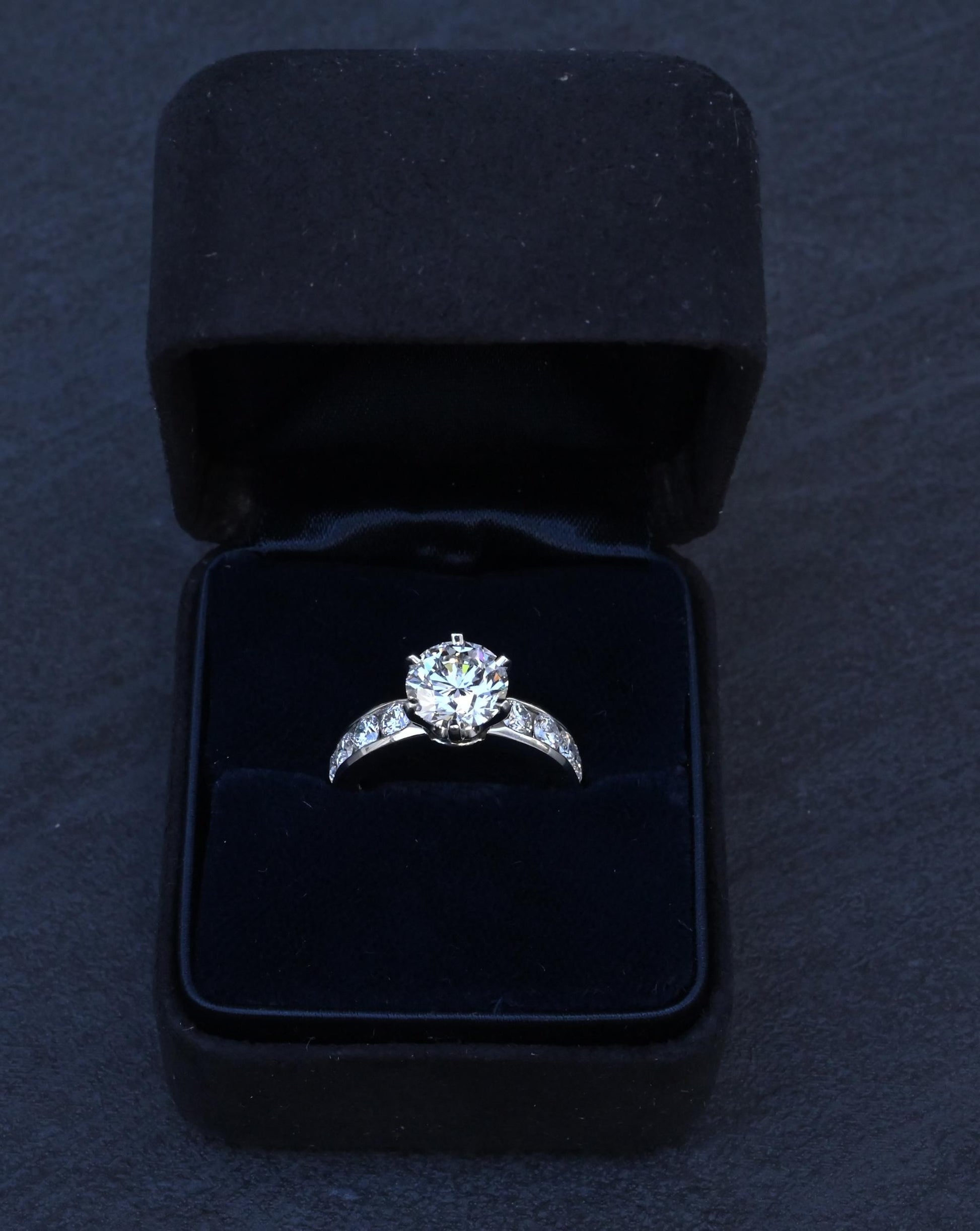 Tiffany & Co 2.51 TCW Platinum Diamond Engagement Ring 1.73ct G VS1 Complete Set