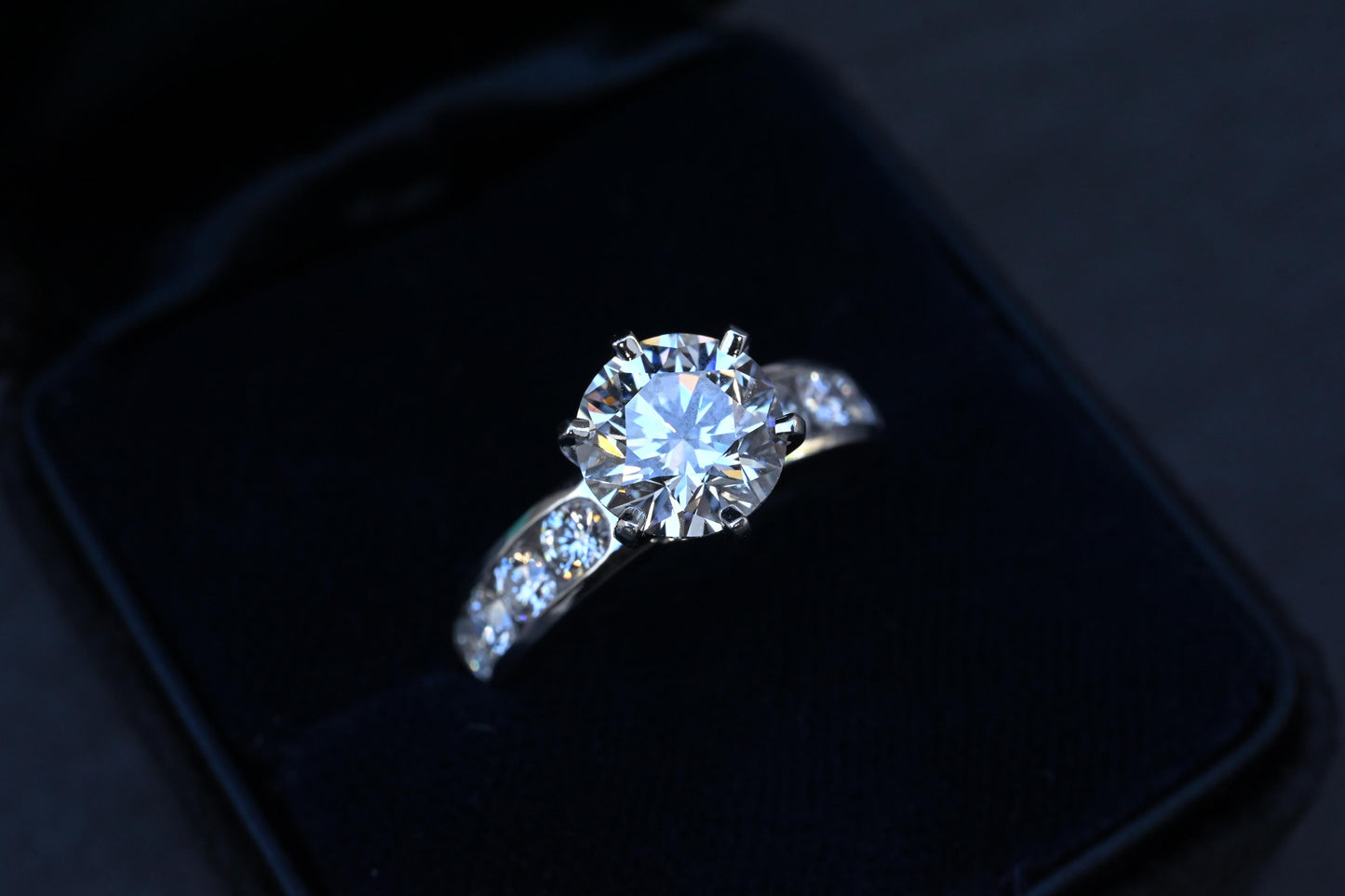 Tiffany & Co 2.51 TCW Platinum Diamond Engagement Ring 1.73ct G VS1 Complete Set