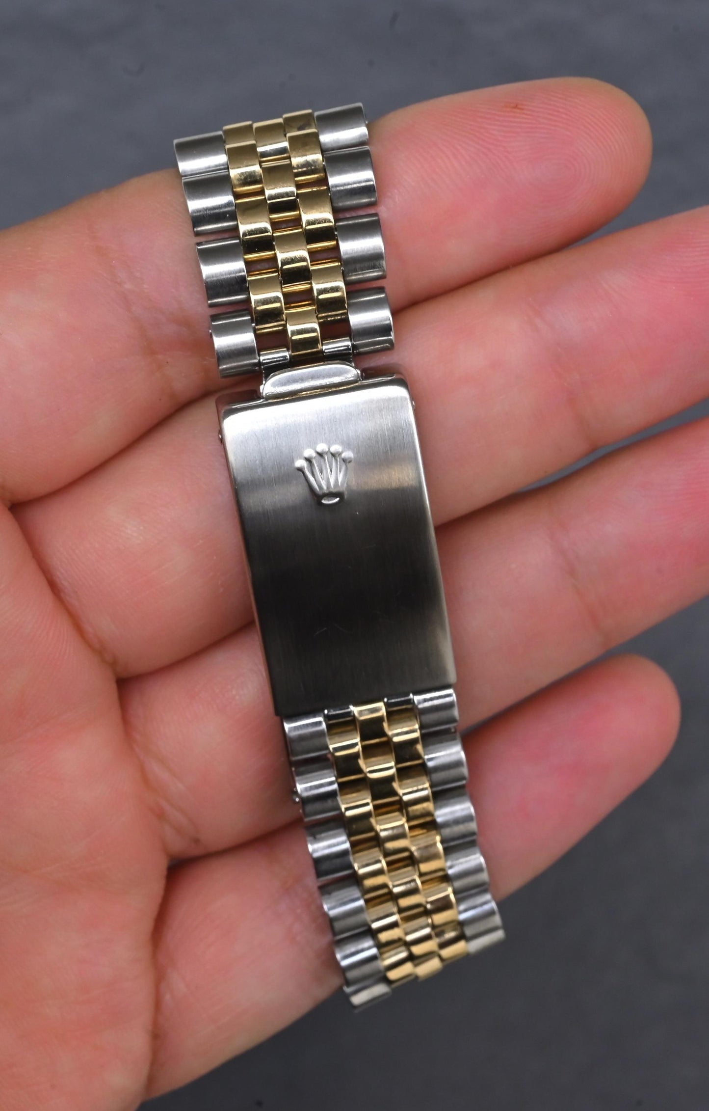 Rolex Datejust 36 Ref. 16233 Two-Tone 18k Gold SS Champagne Stick Dial L Series