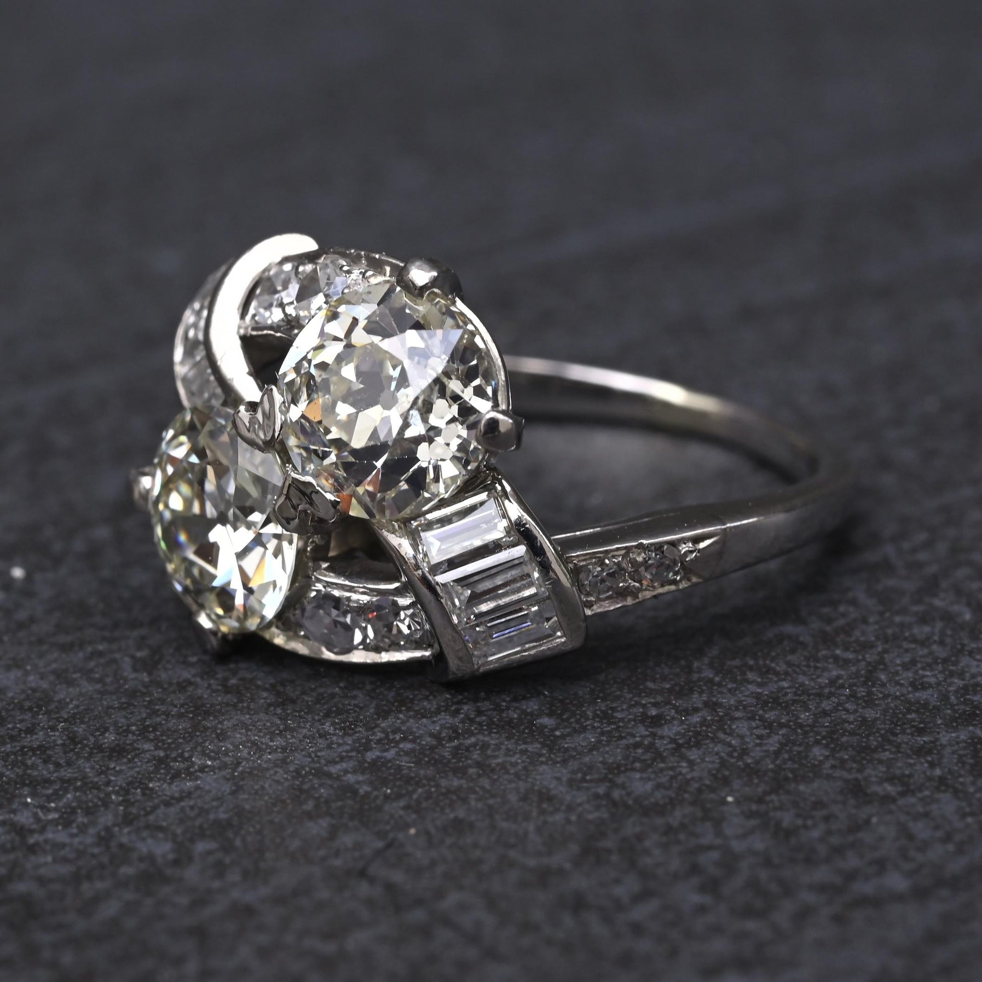 Fine Art Deco Period 2.47 Carats GIA Toi et Moi Diamond Engagement Ring